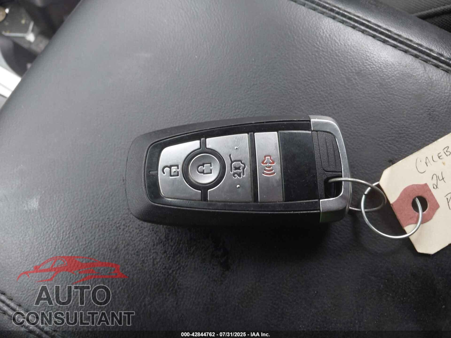 FORD EXPLORER 2024 - 1FMSK7DH9RGA80264