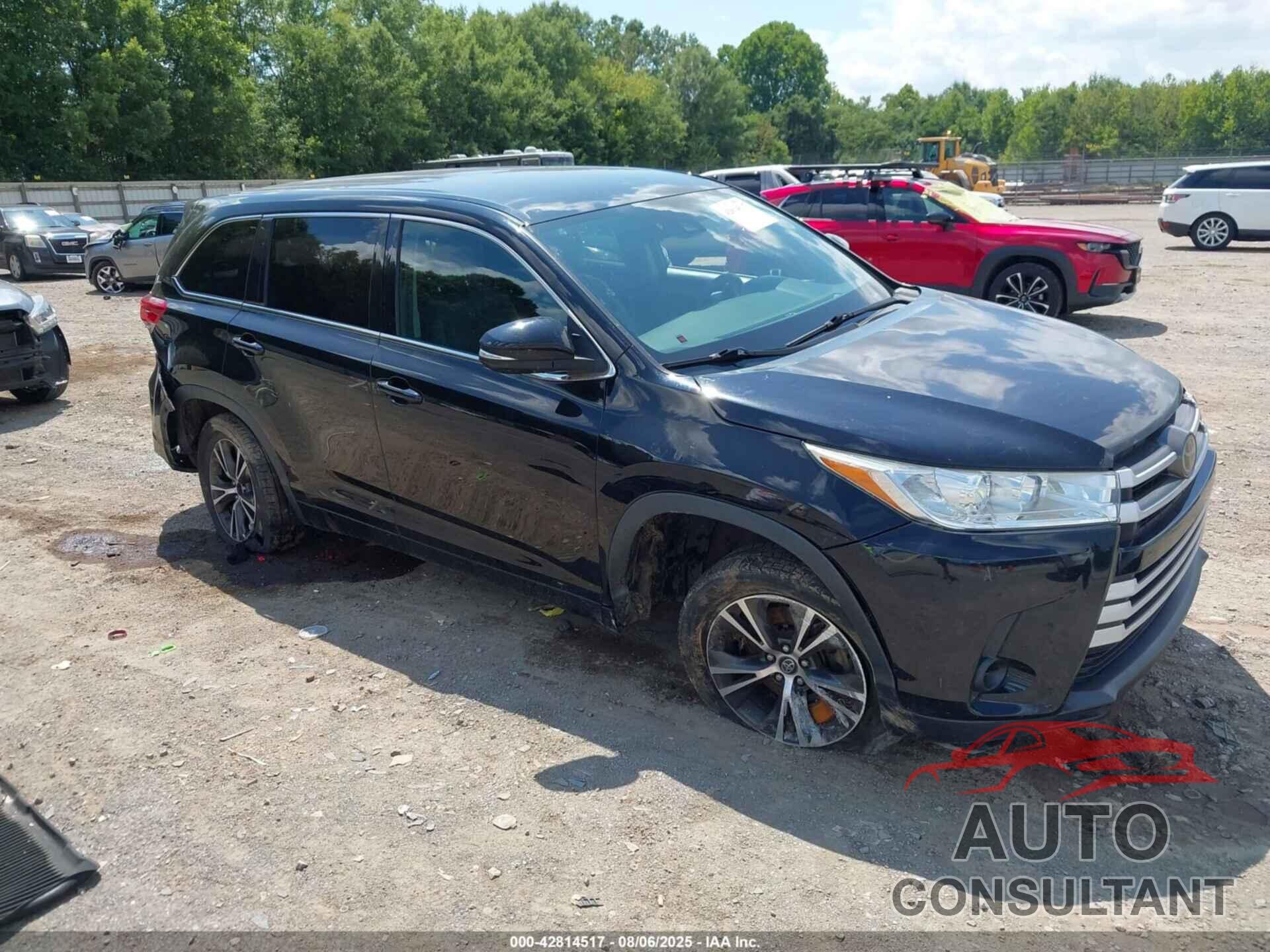TOYOTA HIGHLANDER 2018 - 5TDZARFH4JS039338