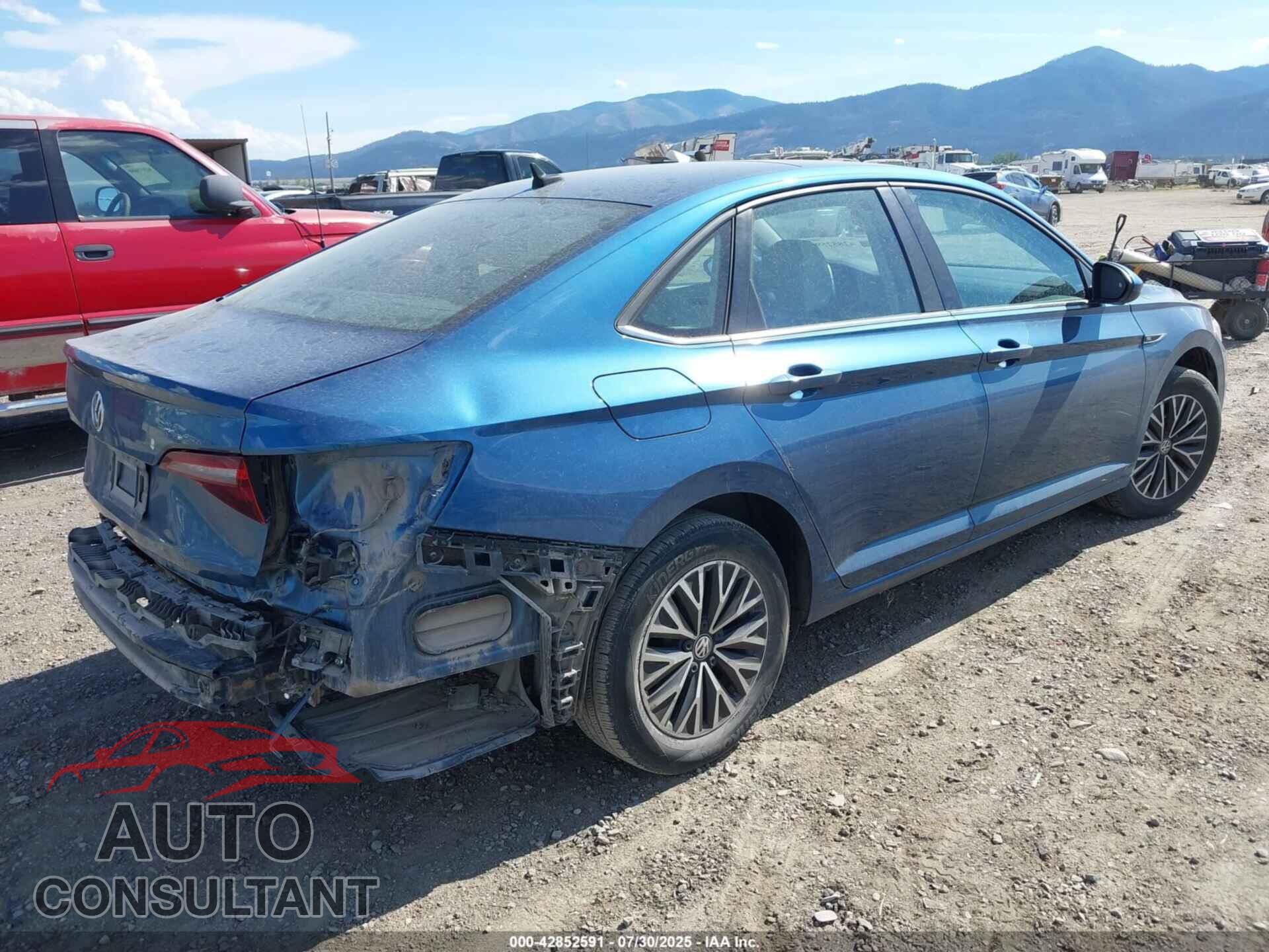 VOLKSWAGEN JETTA 2019 - 3VWEB7BU4KM196983