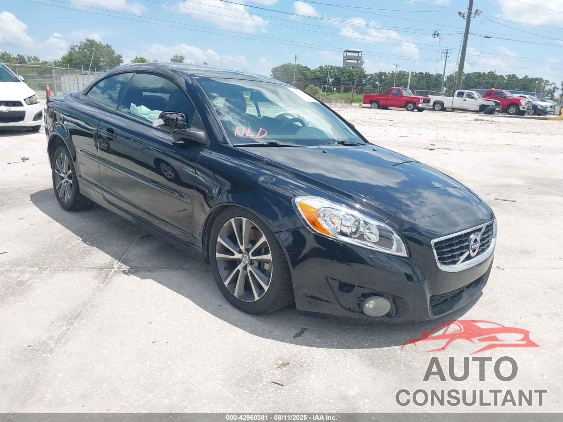 VOLVO C70 2012 - YV1672MC6CJ126362