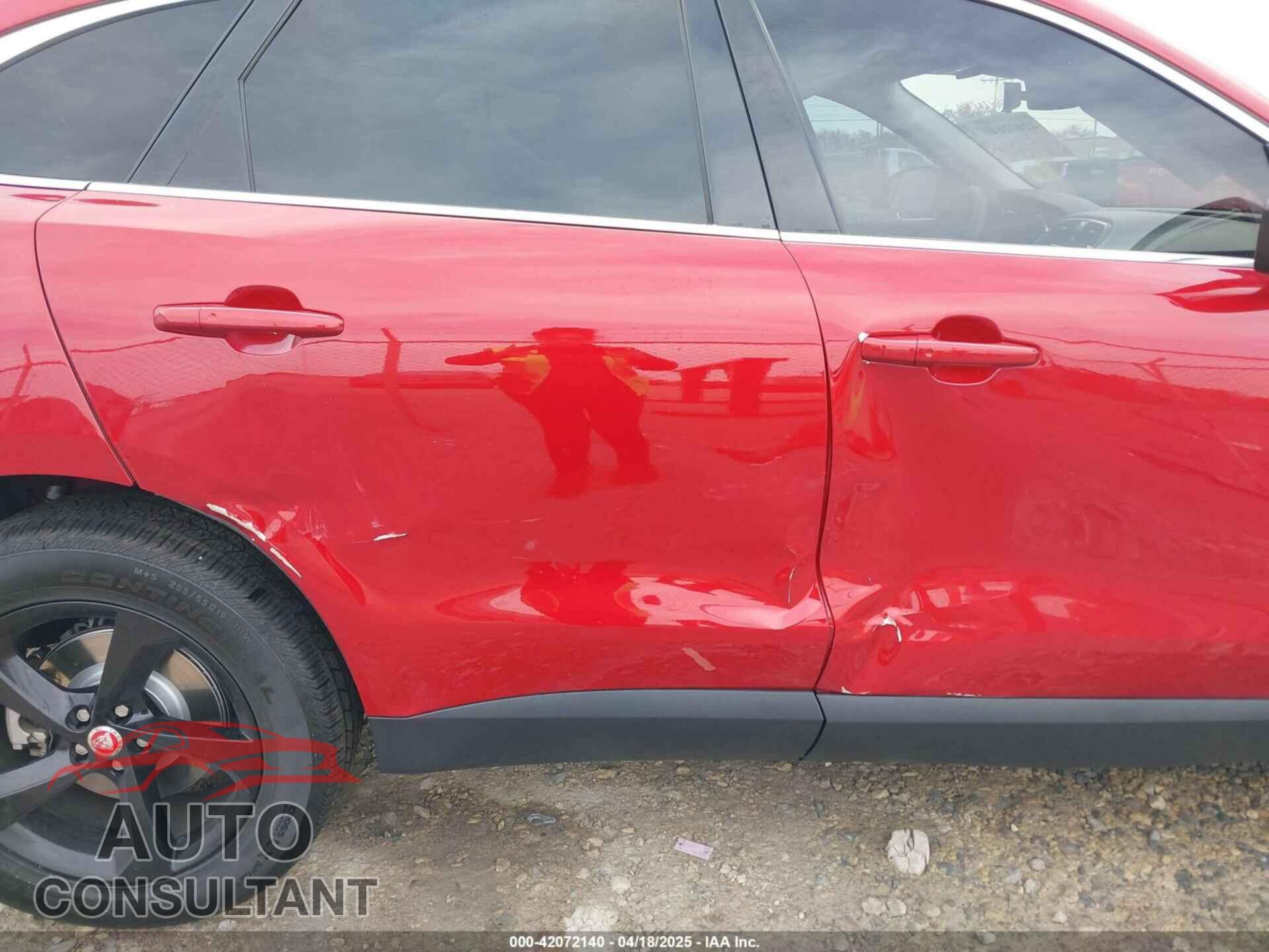 JAGUAR F-PACE 2020 - SADCJ2FX8LA632113