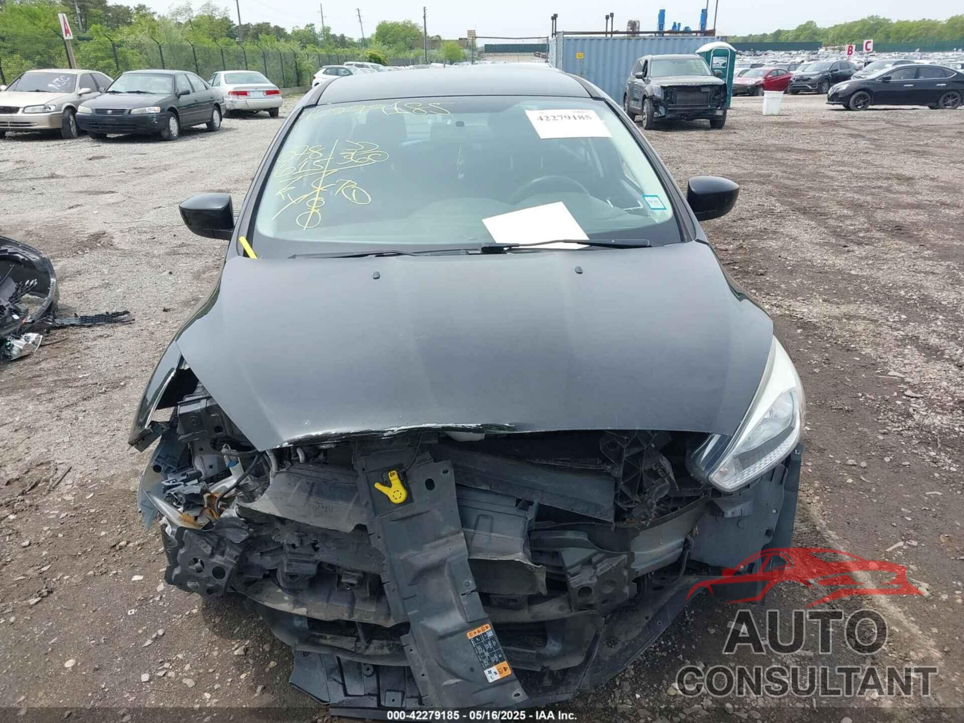 FORD FOCUS 2018 - 1FADP3F29JL231220