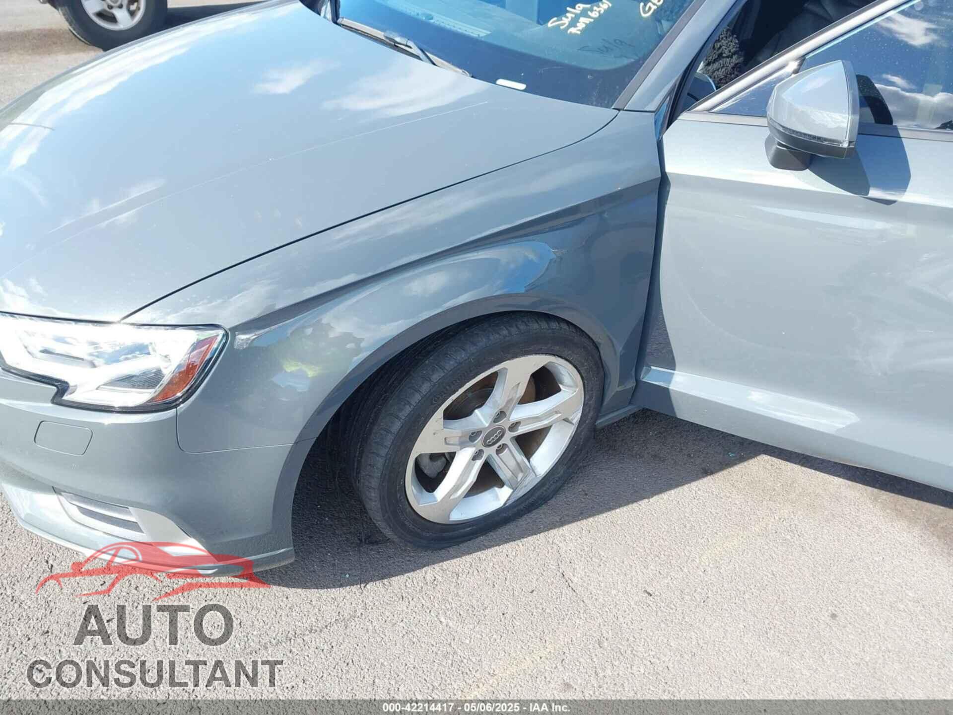 AUDI A3 2017 - WAUAUGFF7H1052239