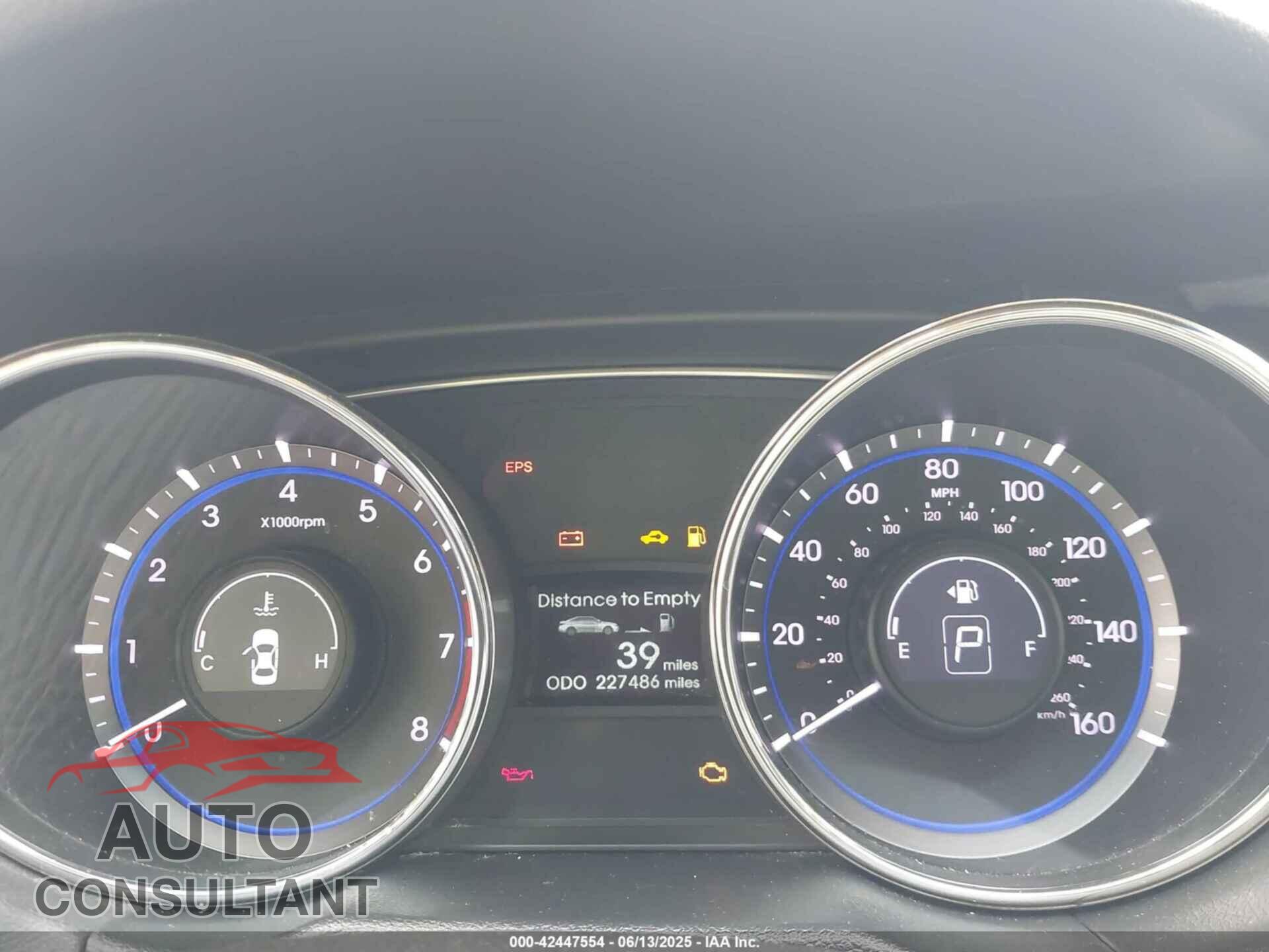 HYUNDAI SONATA 2011 - 5NPEC4AC3BH144077