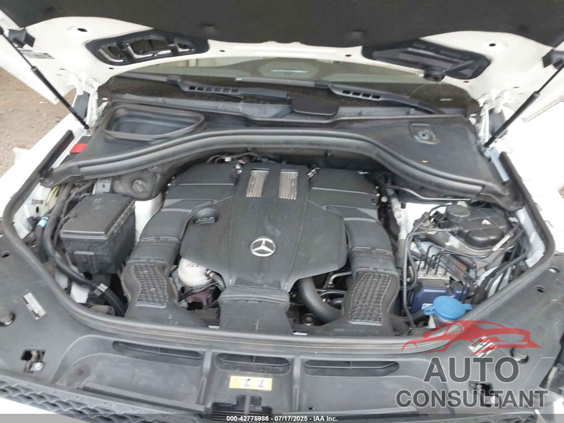 MERCEDES-BENZ GL 450 2015 - 4JGDF6EE2FA470472