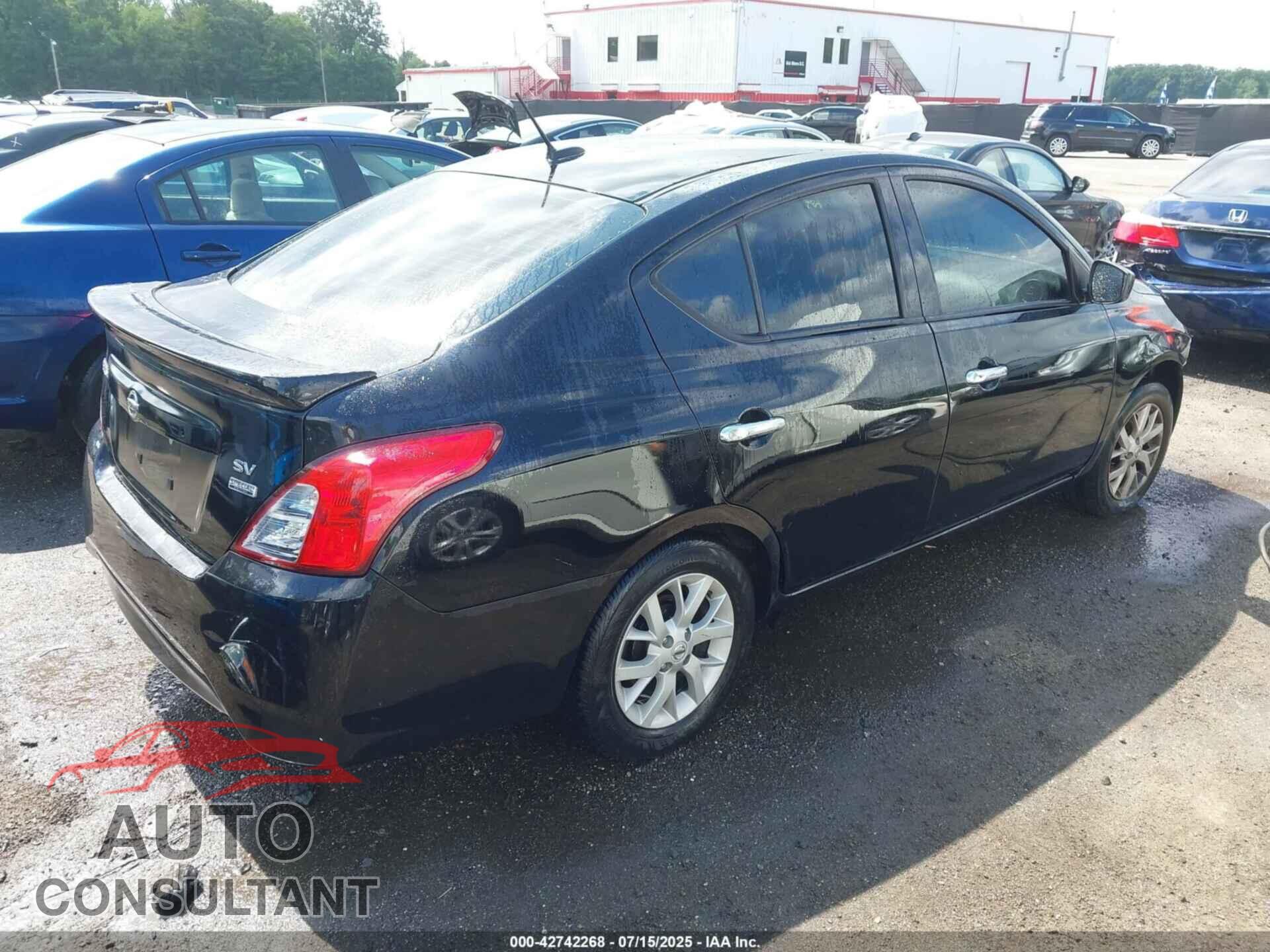 NISSAN VERSA 2019 - 3N1CN7AP3KL869414
