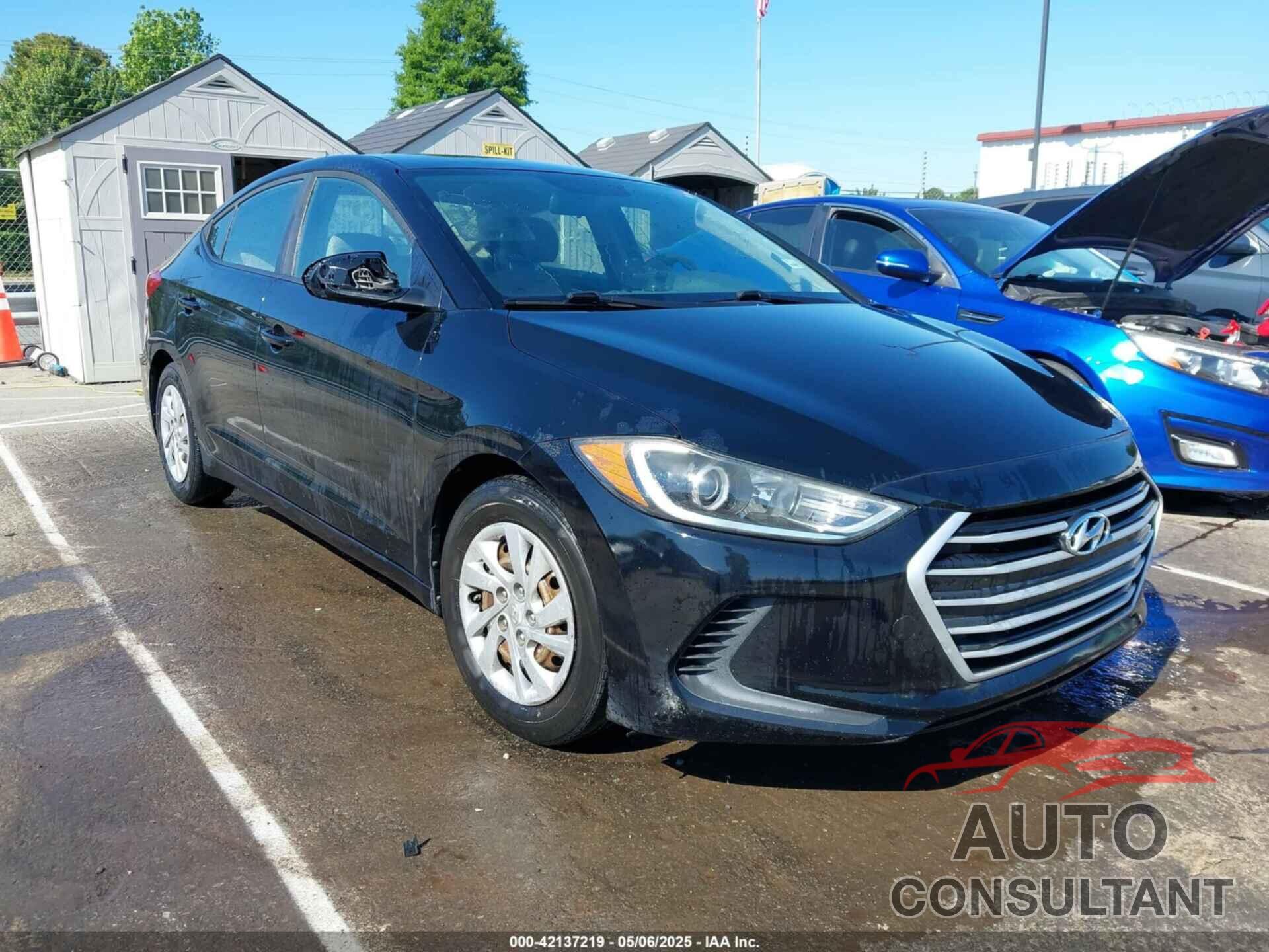 HYUNDAI ELANTRA 2017 - KMHD74LF5HU122504