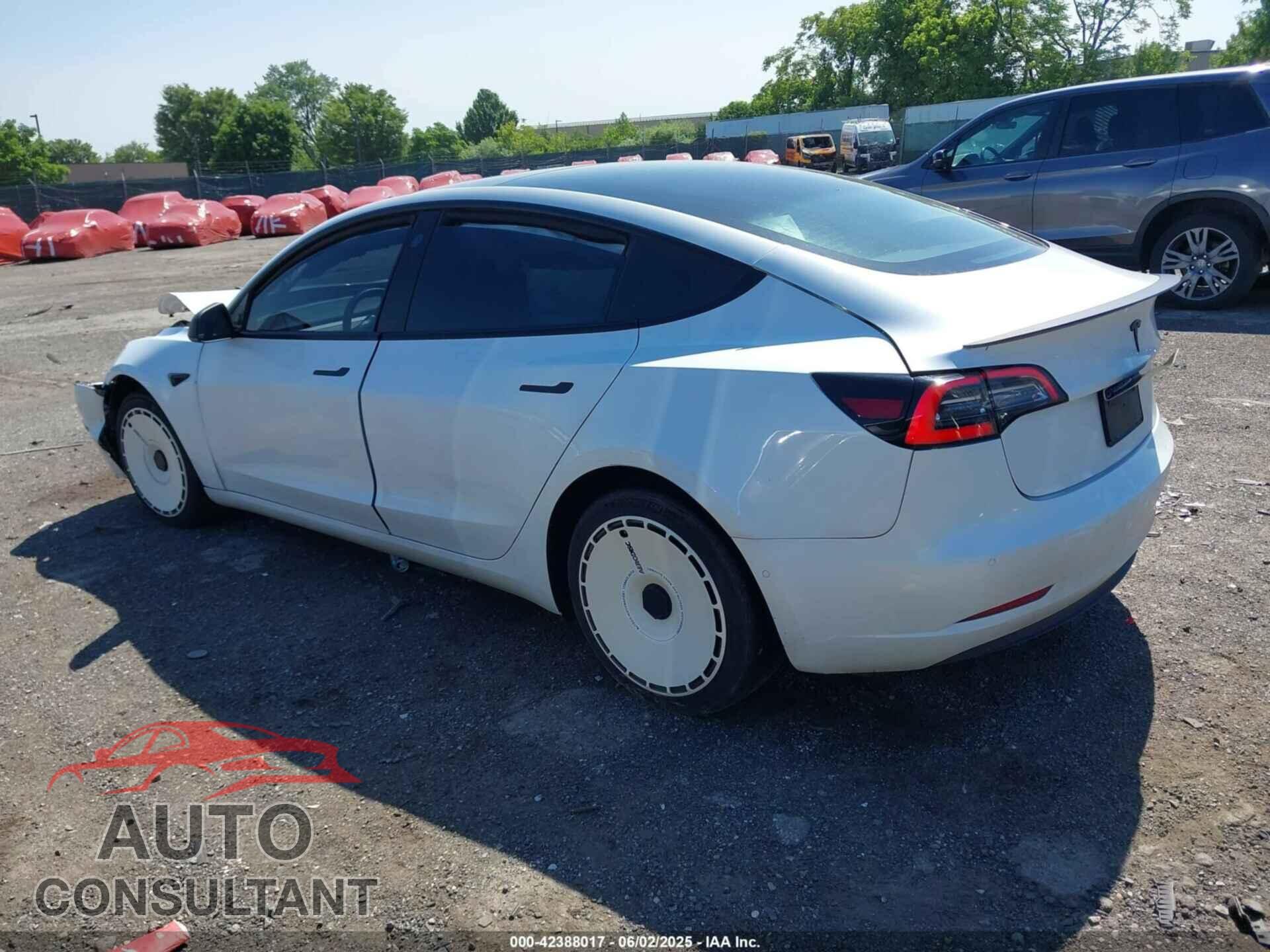 TESLA MODEL 3 2021 - 5YJ3E1EA7MF853671
