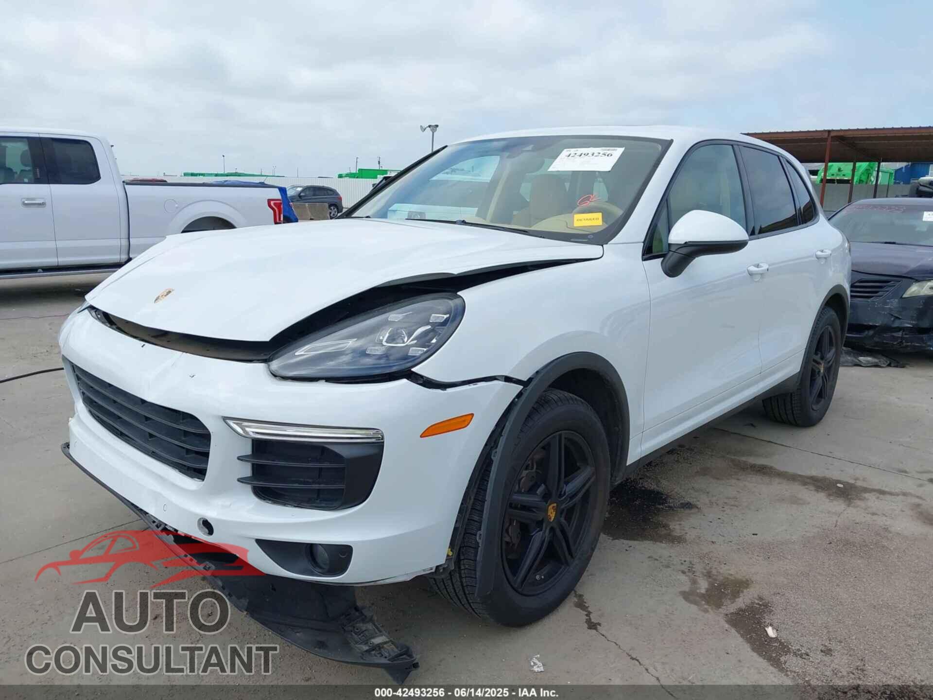 PORSCHE CAYENNE 2016 - WP1AA2A23GKA38204