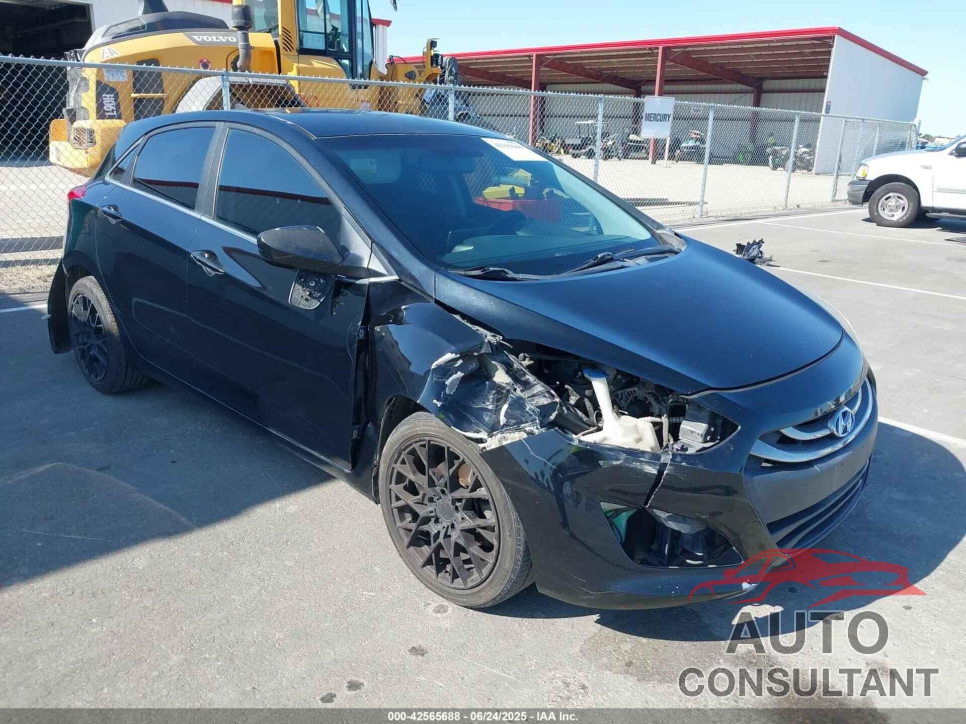 HYUNDAI ELANTRA GT 2013 - KMHD35LE7DU097821