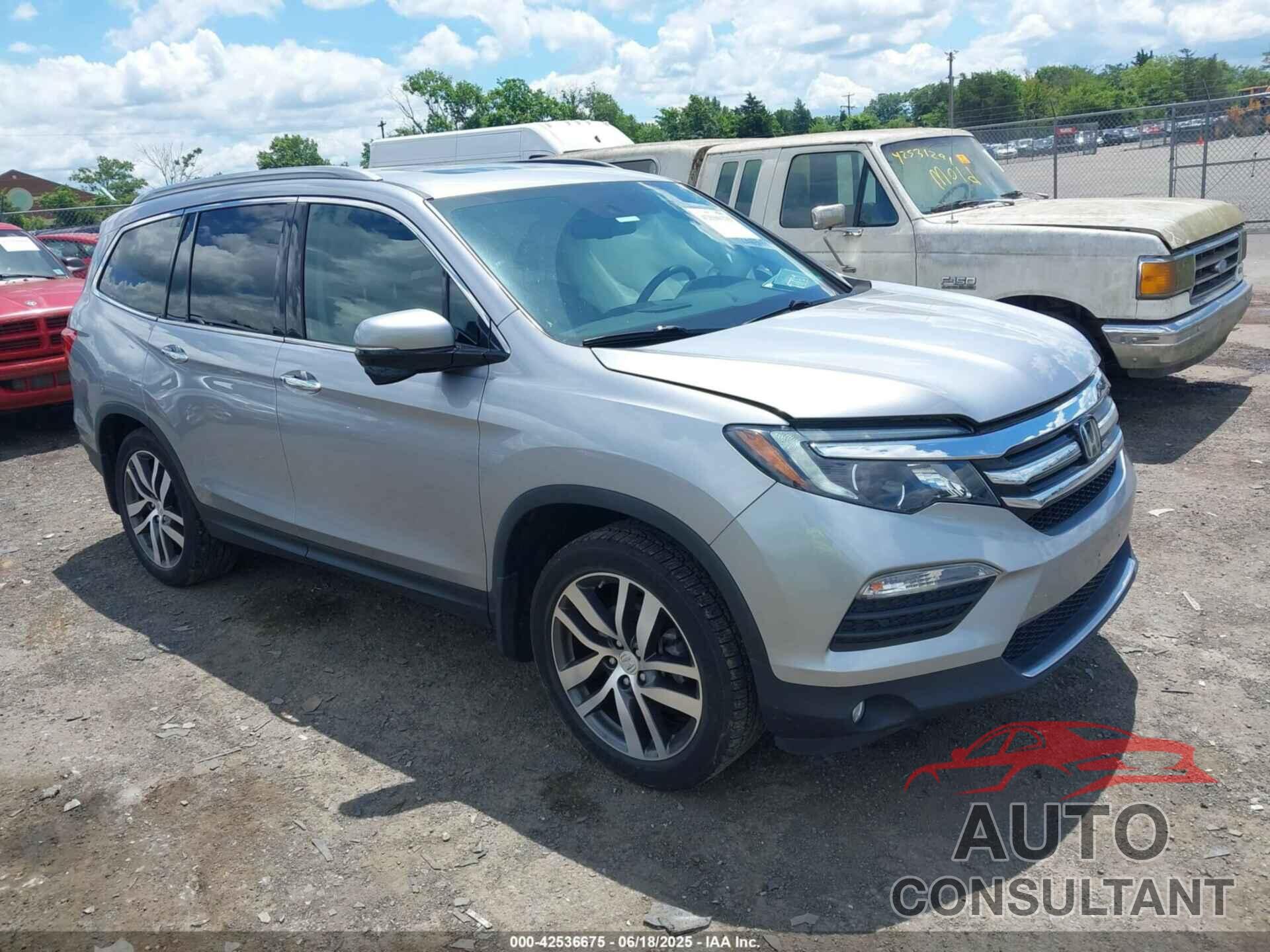 HONDA PILOT 2017 - 5FNYF6H98HB025426