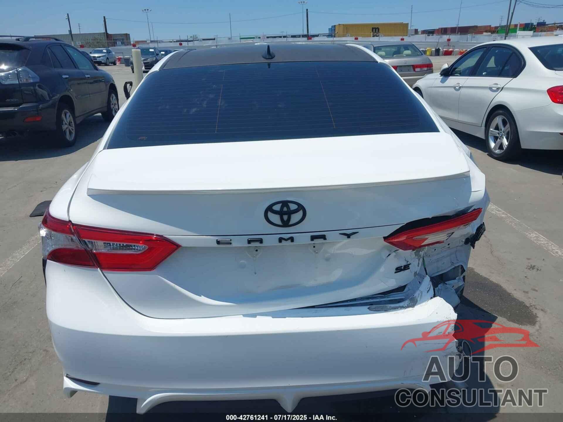 TOYOTA CAMRY 2020 - 4T1G11AK5LU506465