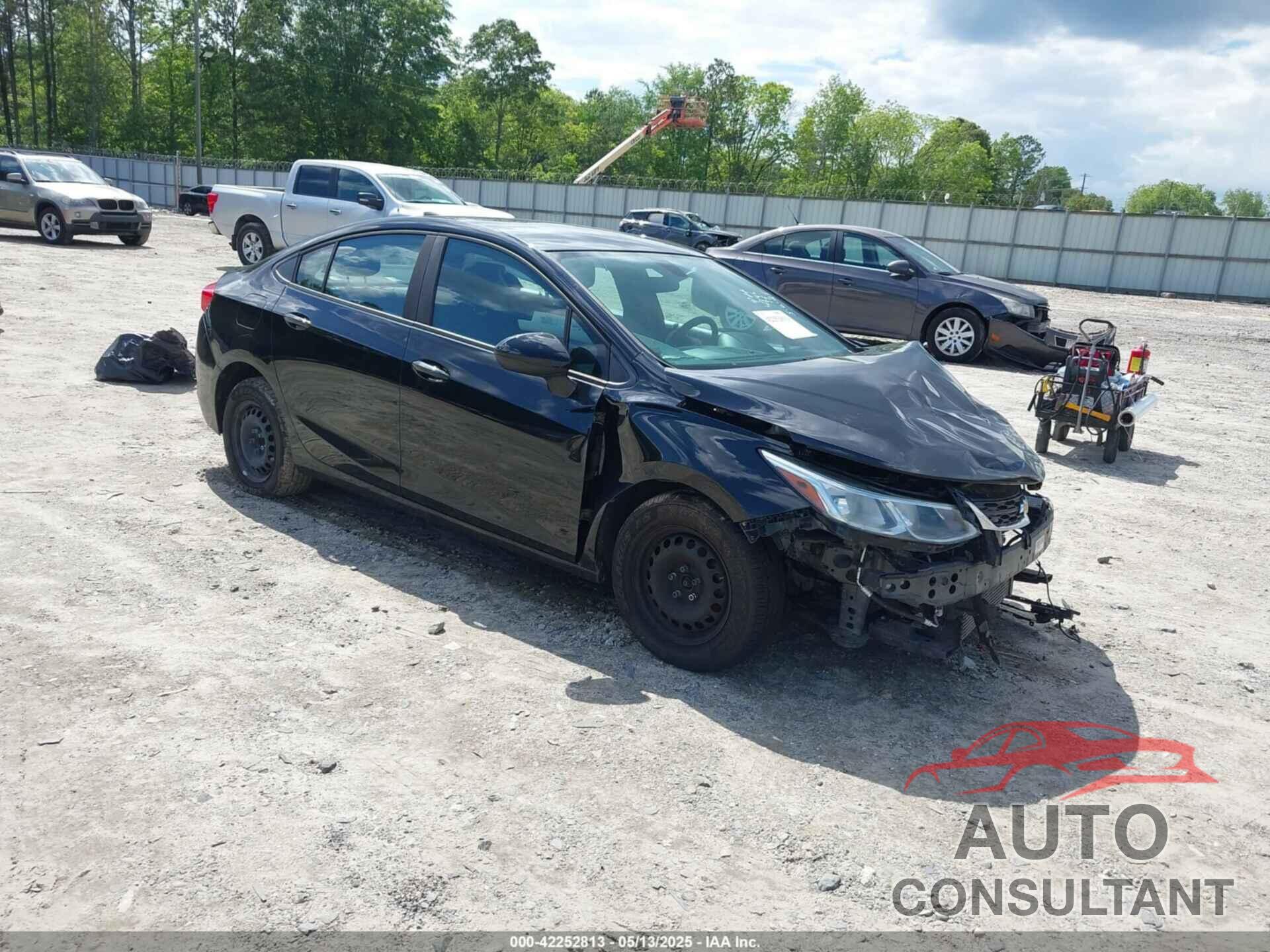 CHEVROLET CRUZE 2017 - 1G1BC5SM0H7114346