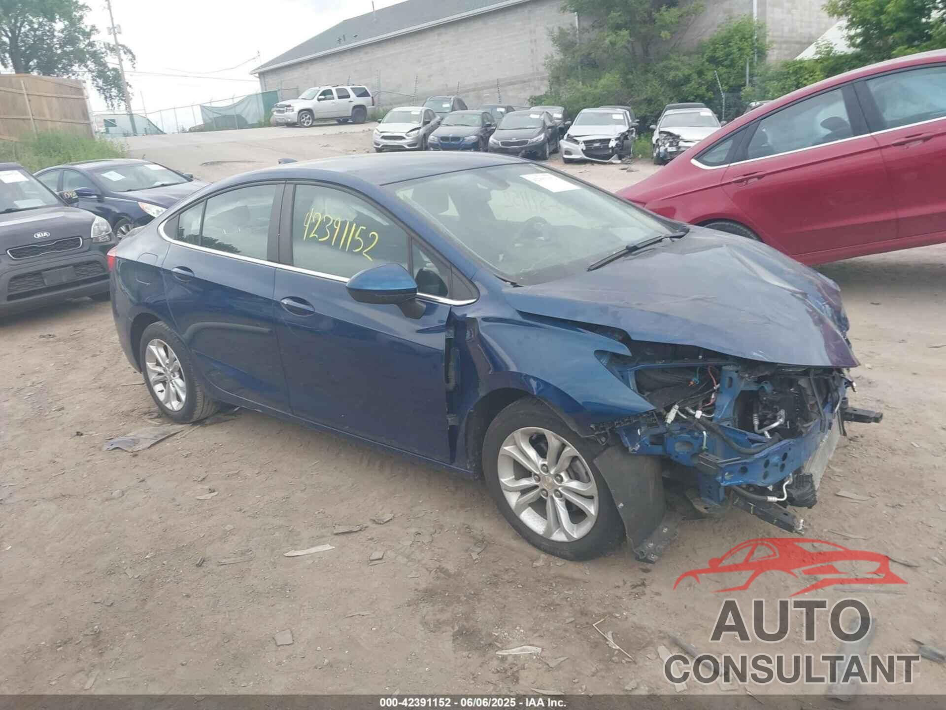 CHEVROLET CRUZE 2019 - 1G1BE5SM6K7131346