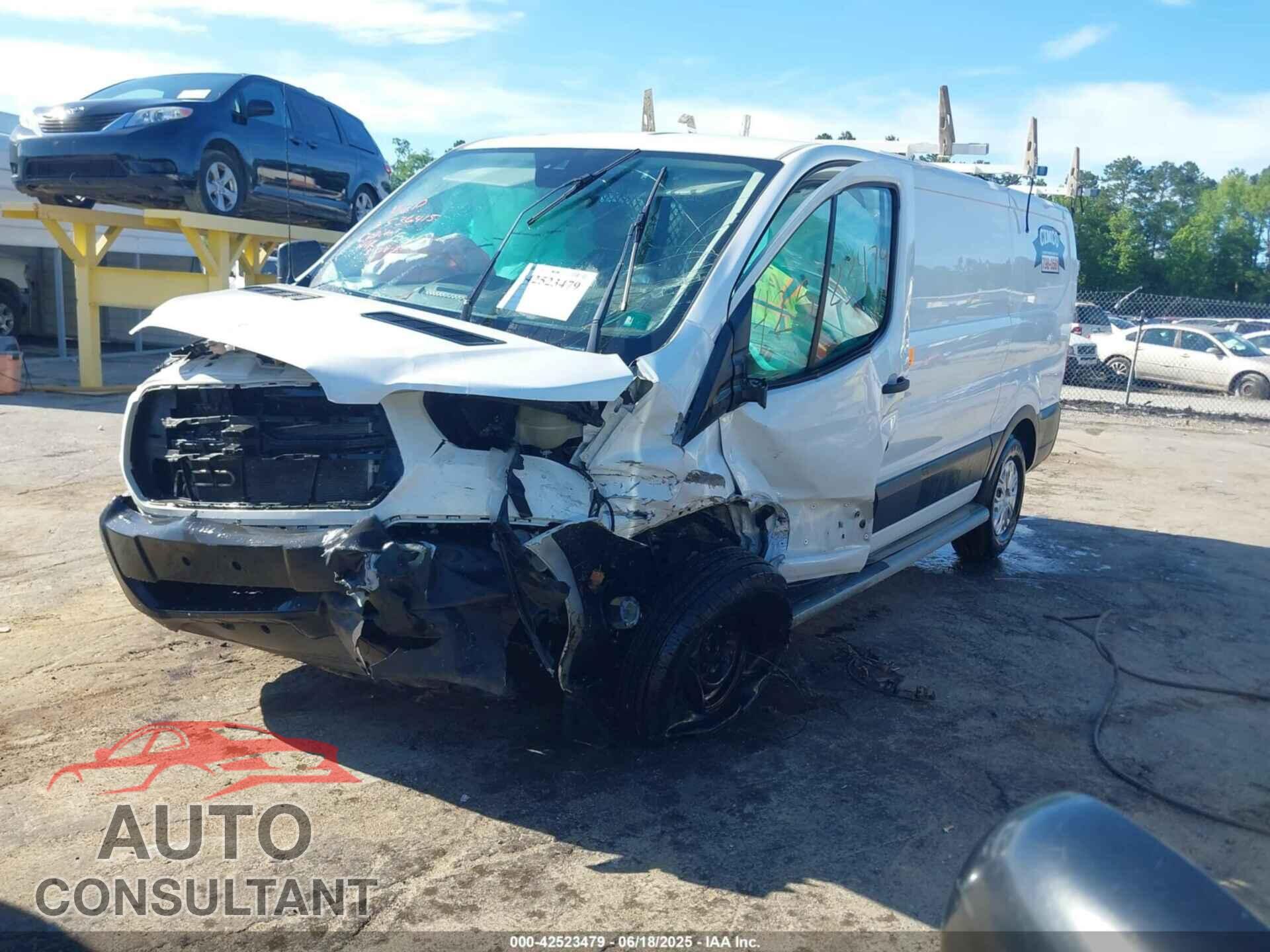 FORD TRANSIT 2019 - 1FTYR1YMXKKA86852