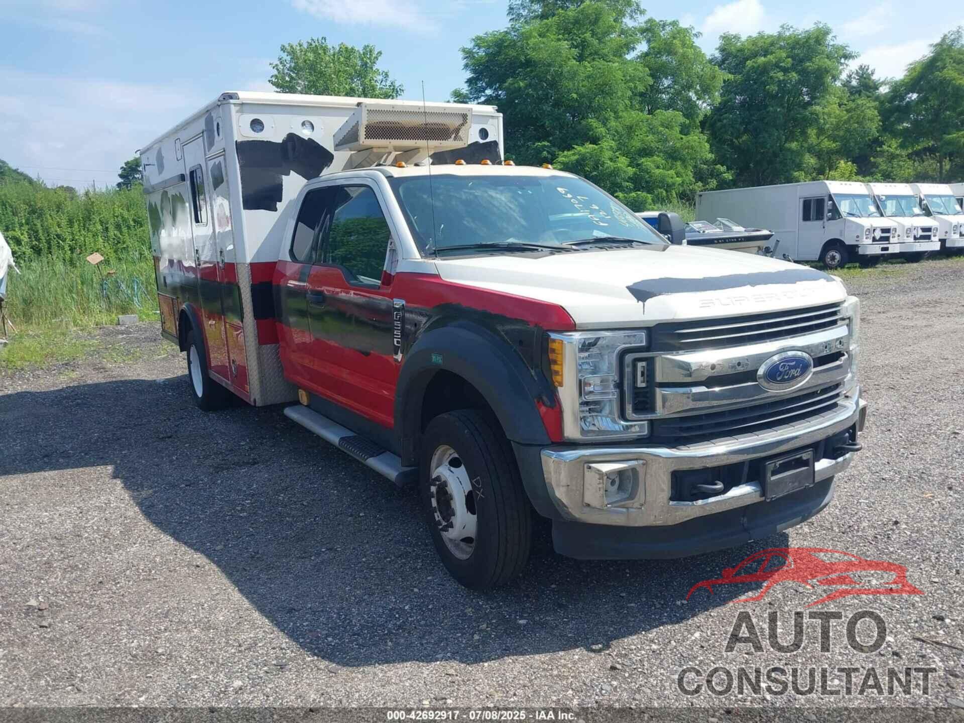 FORD F-550 CHASSIS 2017 - 1FD0X5HT1HEC22919