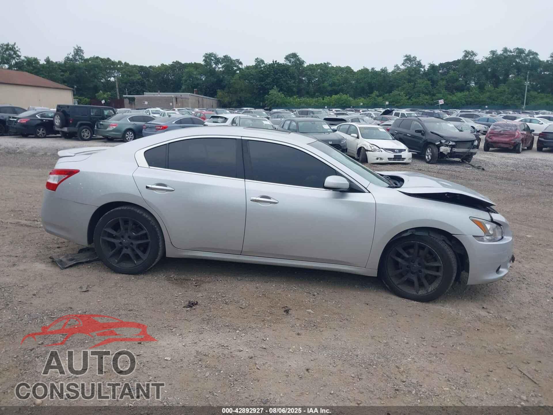 NISSAN MAXIMA 2011 - 1N4AA5AP5BC814596