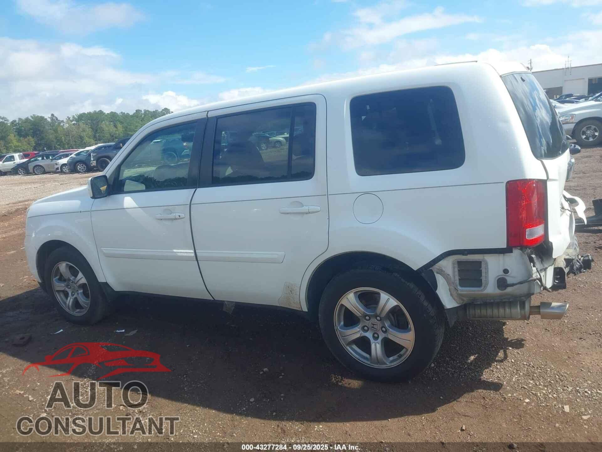HONDA PILOT 2013 - 5FNYF3H55DB013627