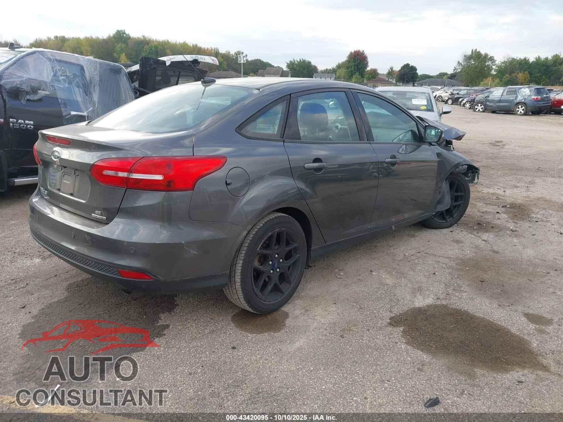 FORD FOCUS 2016 - 1FADP3F28GL205880
