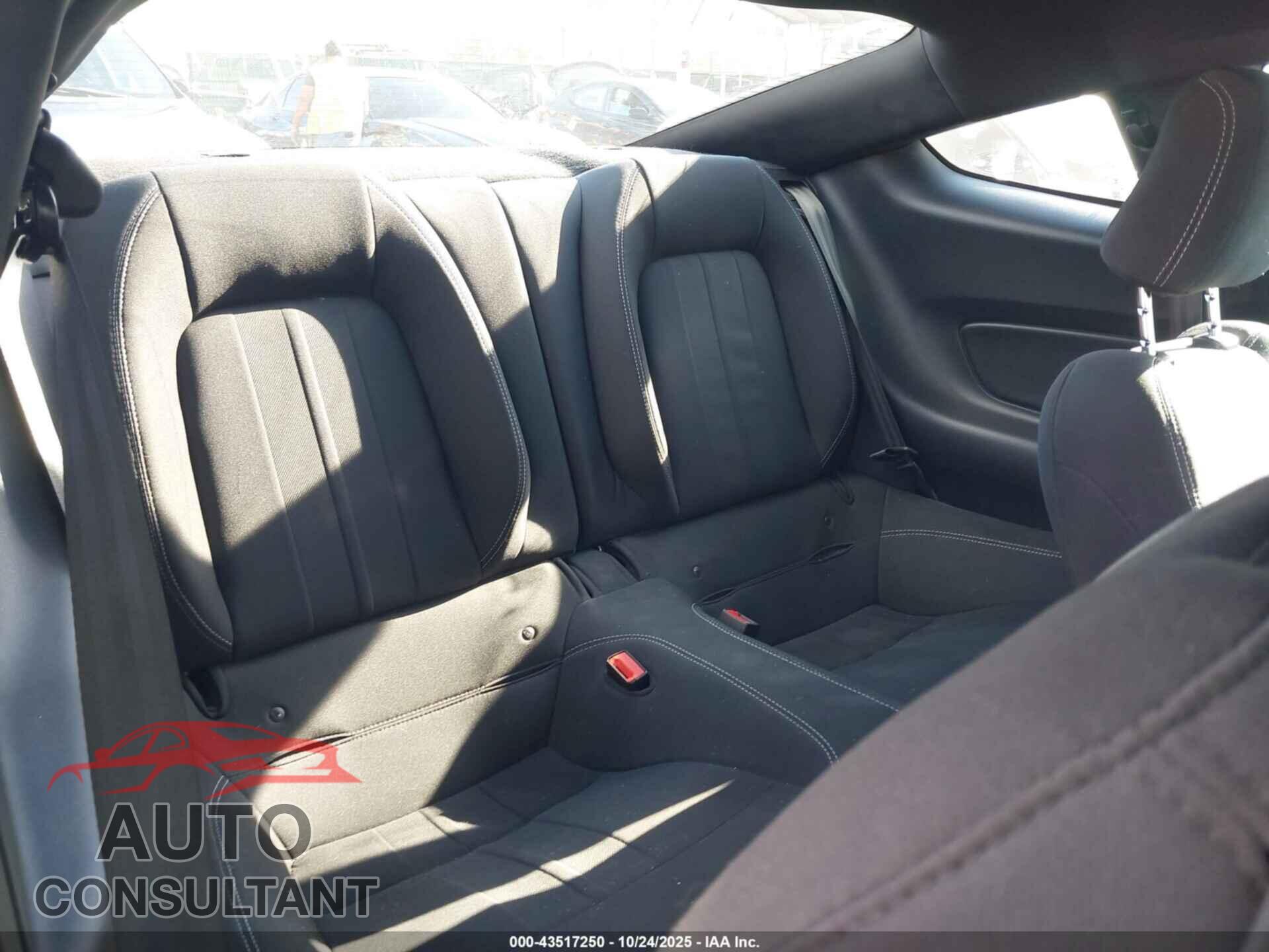 FORD MUSTANG 2020 - 1FA6P8CF5L5190332