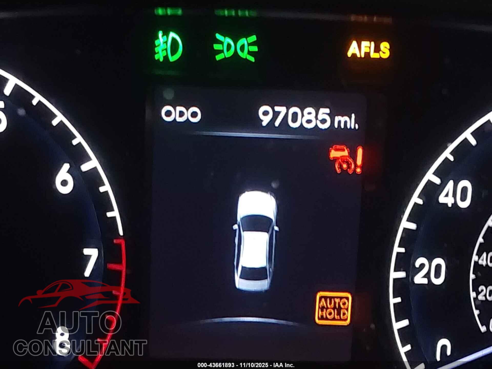 HYUNDAI GENESIS 2012 - KMHGC4DF3CU174455
