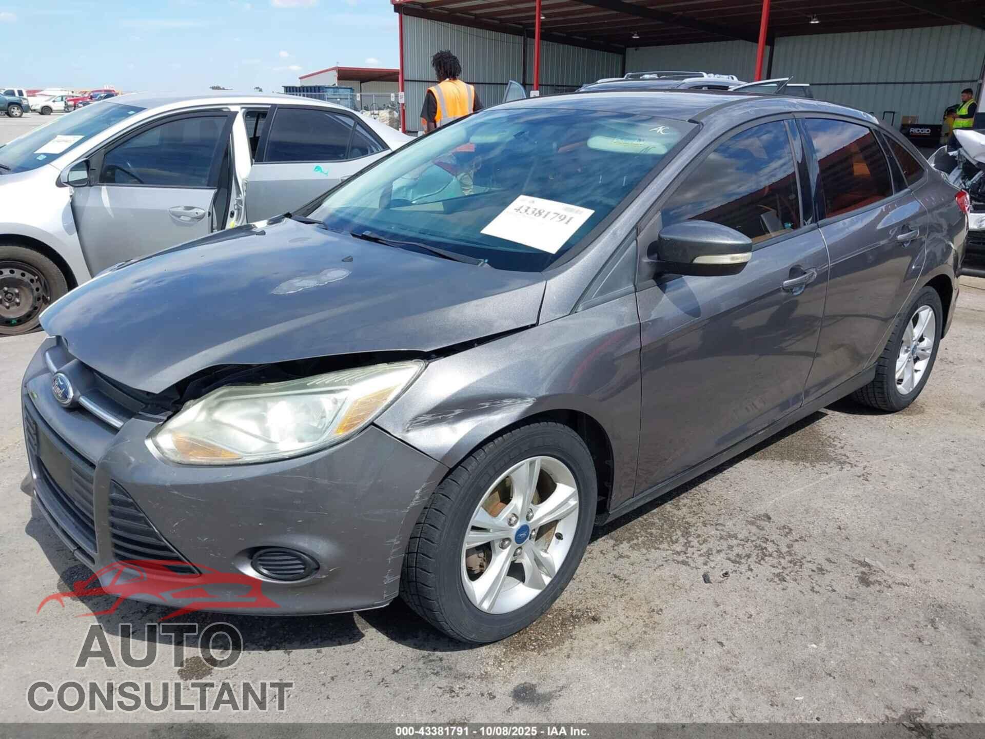 FORD FOCUS 2013 - 1FADP3F28DL106603