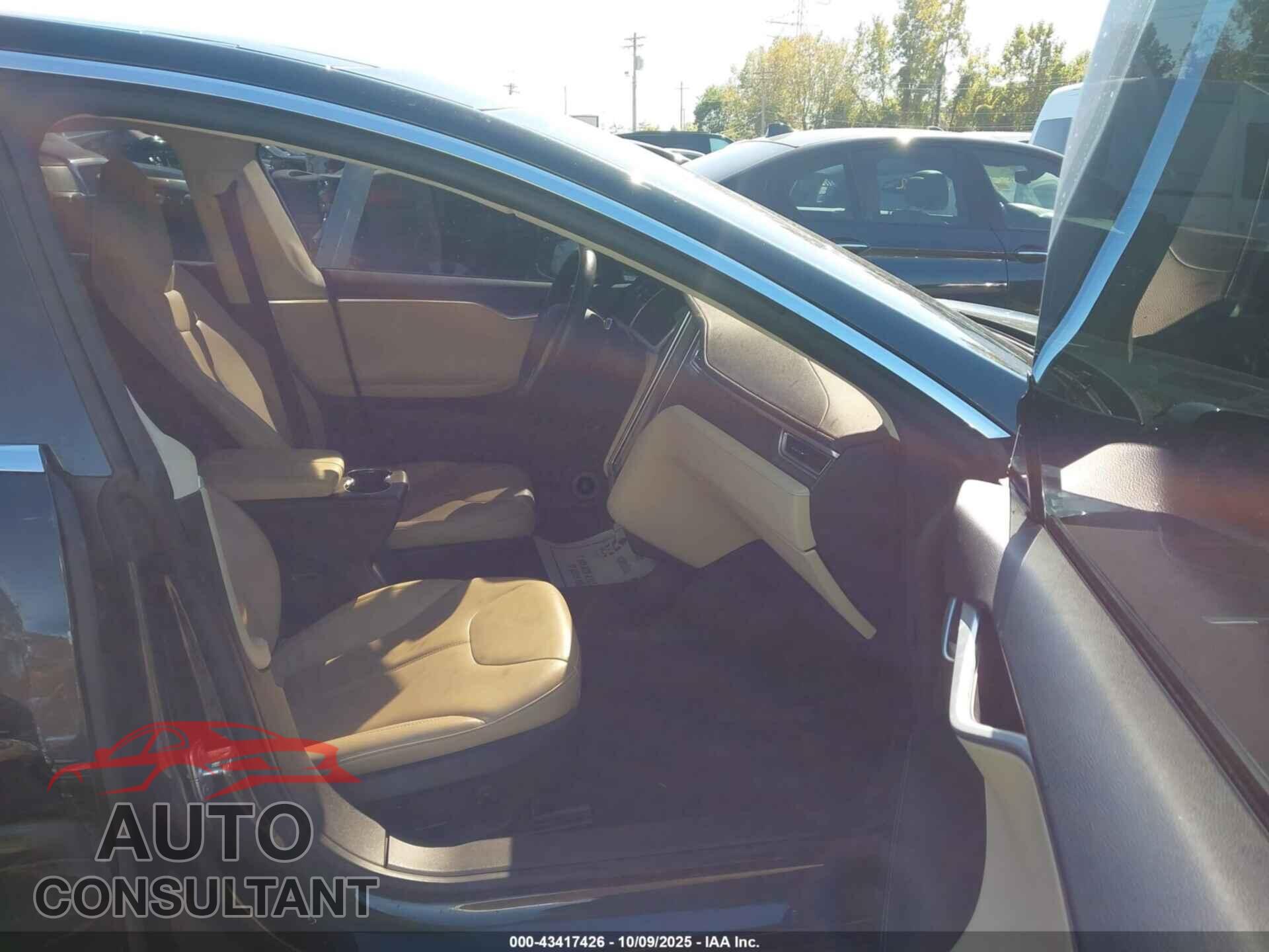 TESLA MODEL S 2013 - 5YJSA1DN1DFP27821