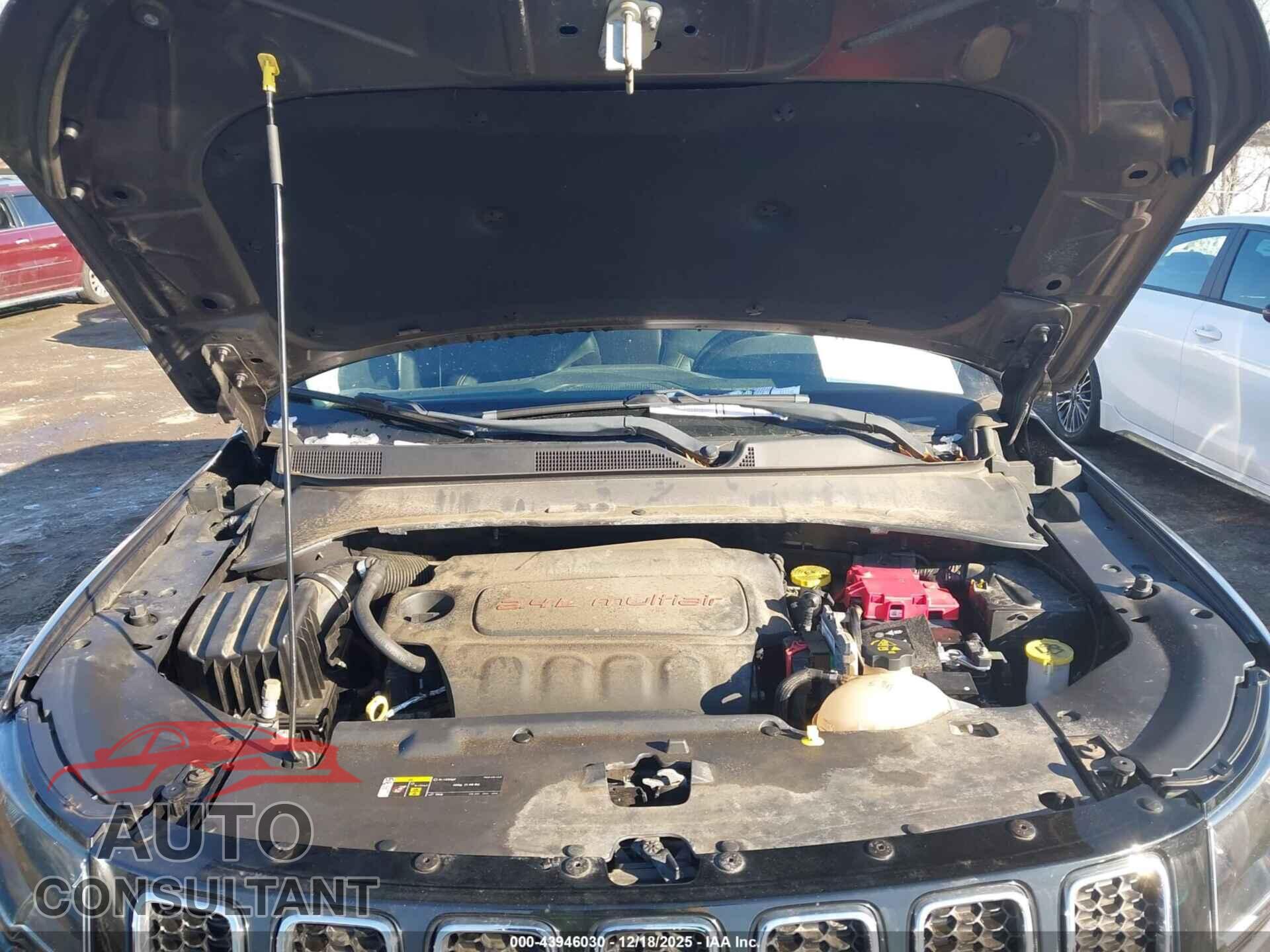 JEEP COMPASS 2019 - 3C4NJDBB8KT627995
