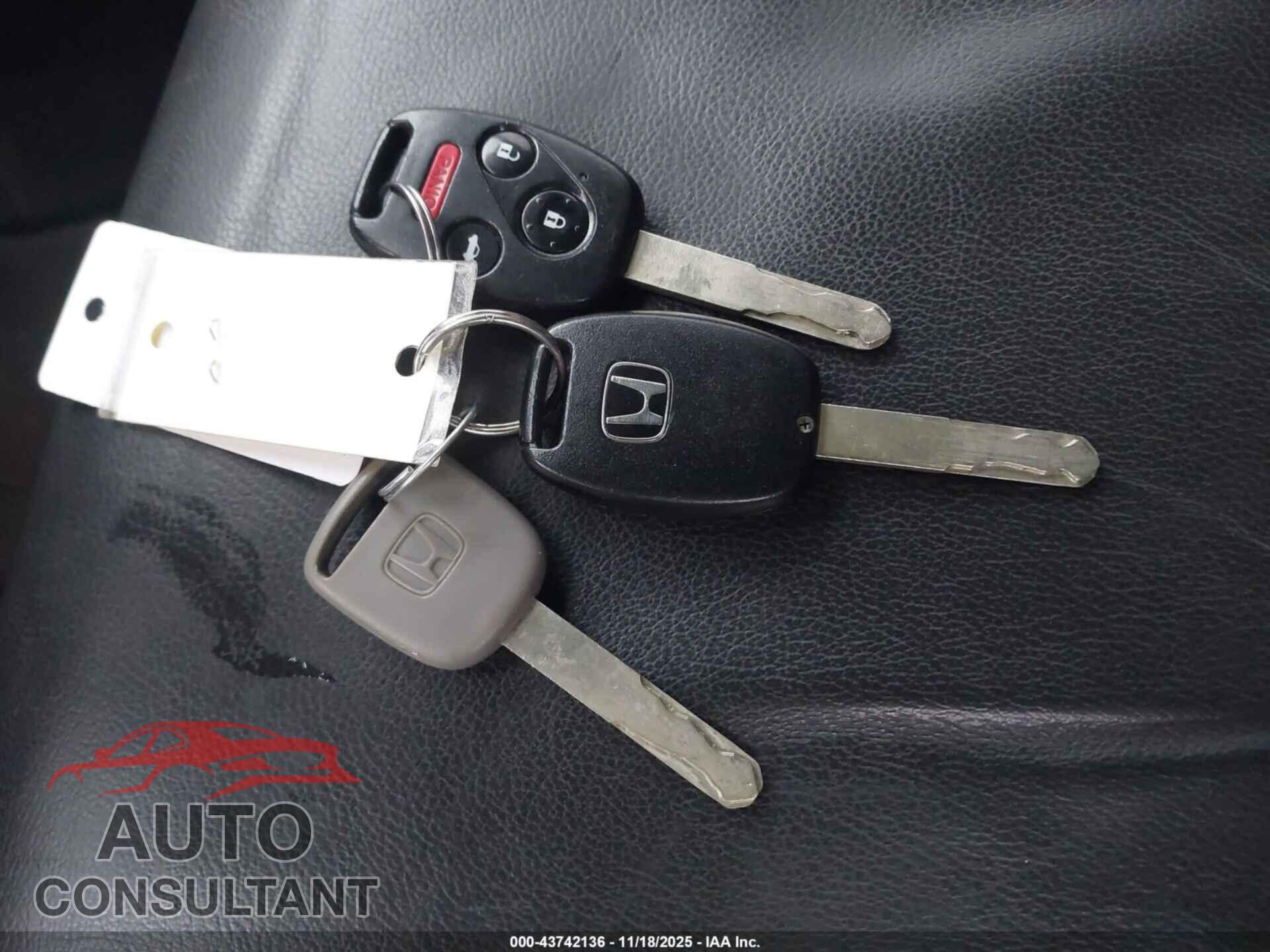 HONDA CIVIC 2013 - 19XFB2F92DE009348
