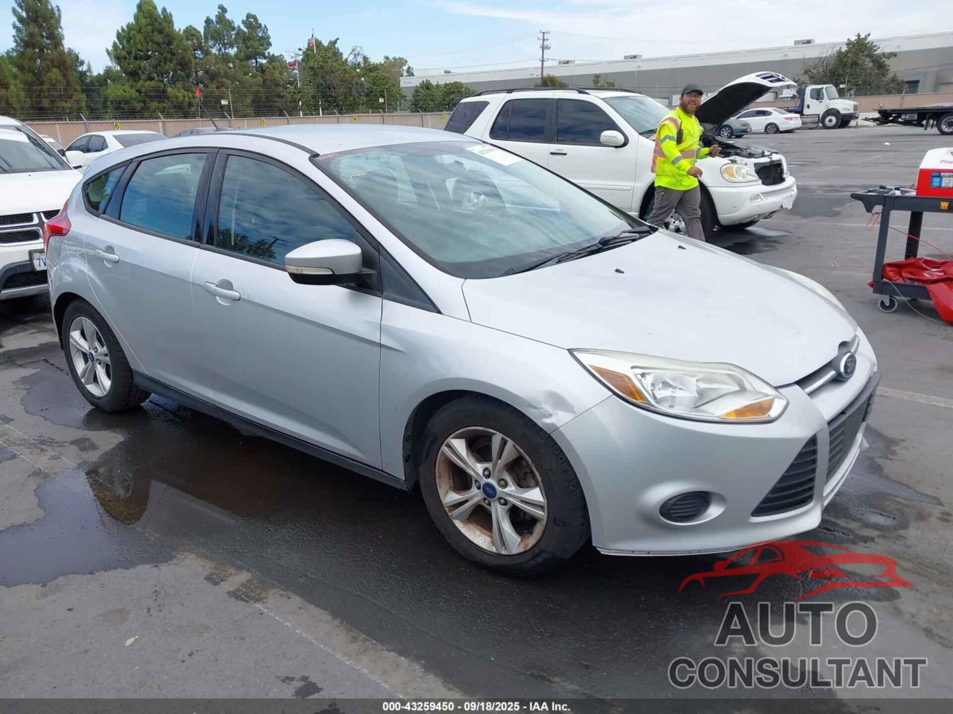 FORD FOCUS 2014 - 1FADP3K23EL391671