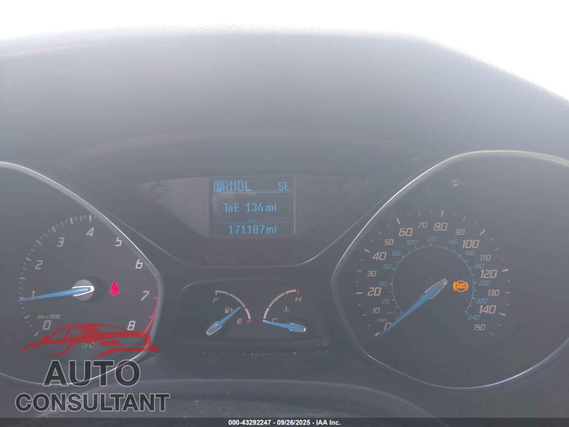 FORD FOCUS 2012 - 1FAHP3K26CL397401