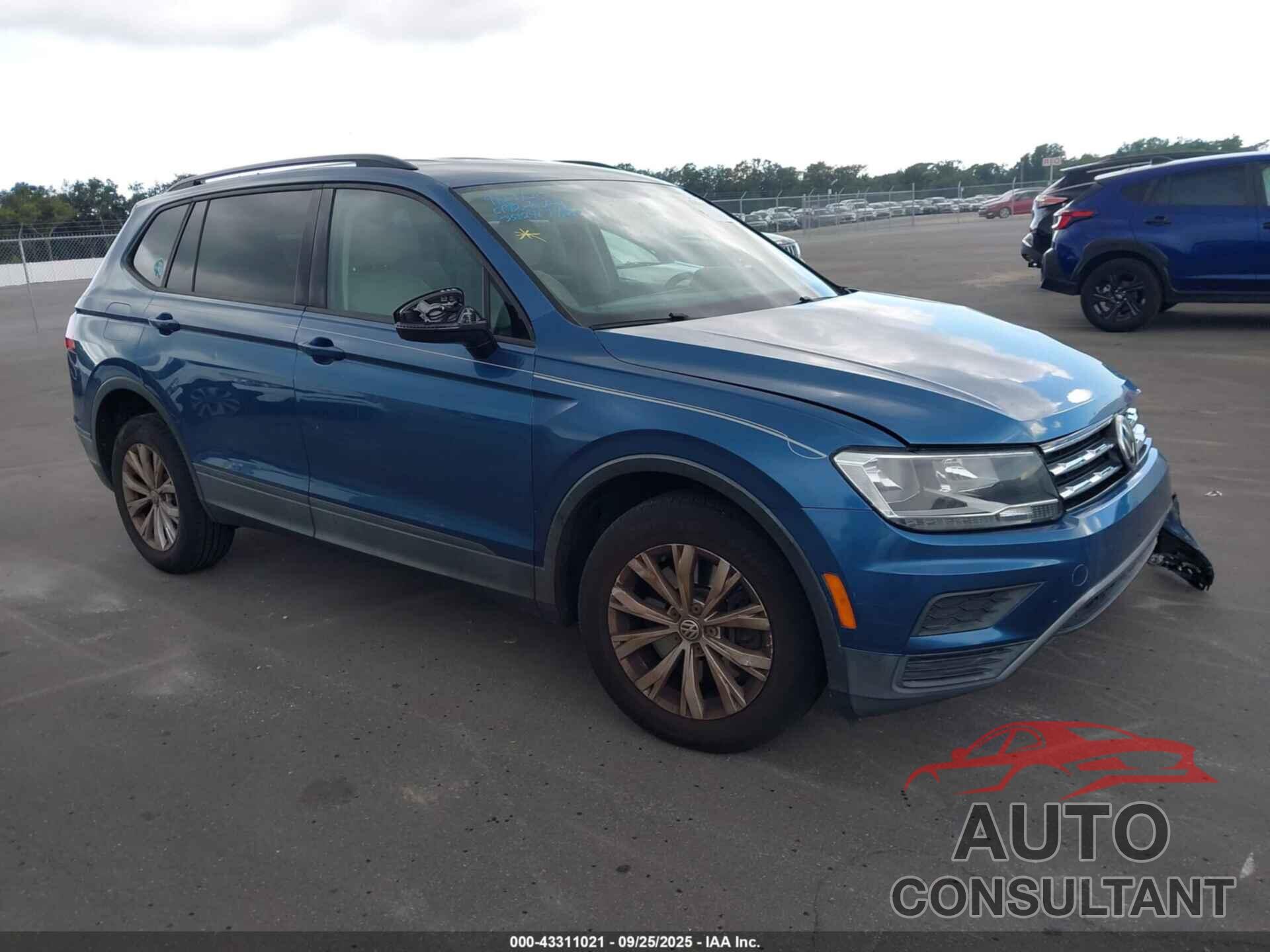 VOLKSWAGEN TIGUAN 2019 - 3VV1B7AX0KM101611