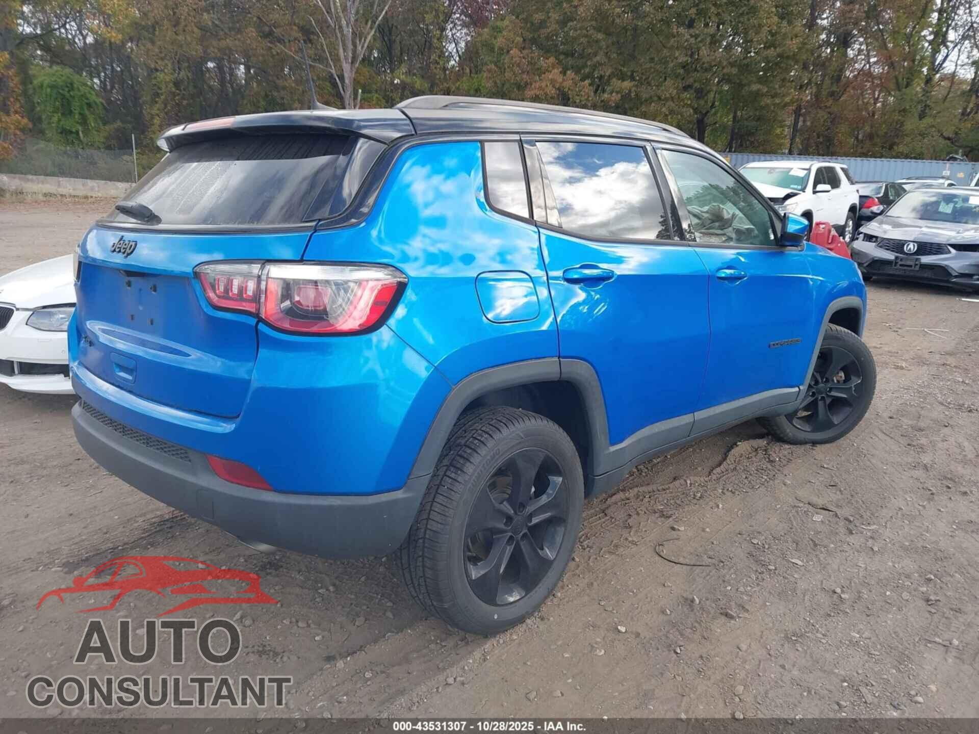 JEEP COMPASS 2018 - 3C4NJDBB2JT401272