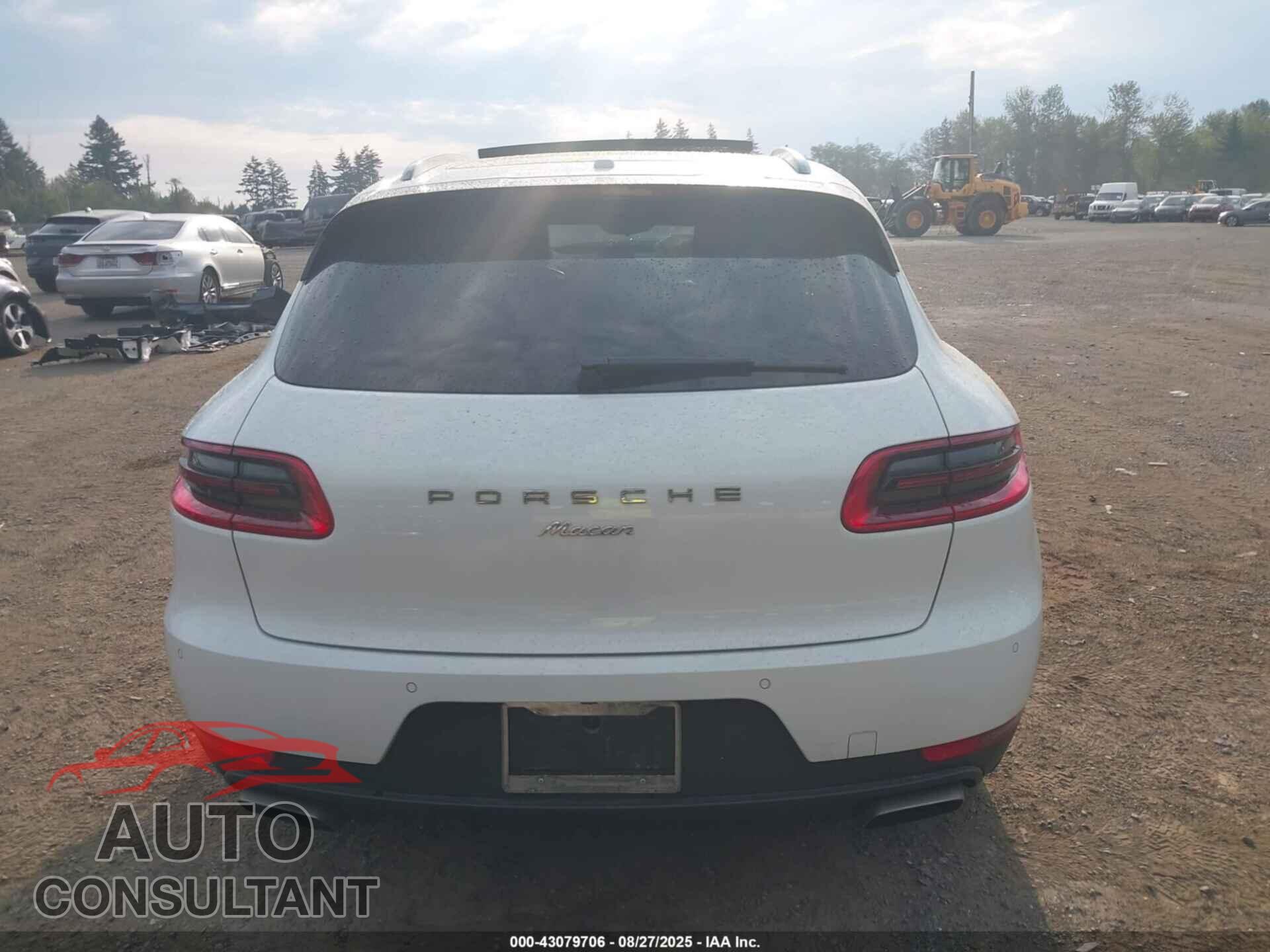 PORSCHE MACAN 2017 - WP1AA2A57HLB82618