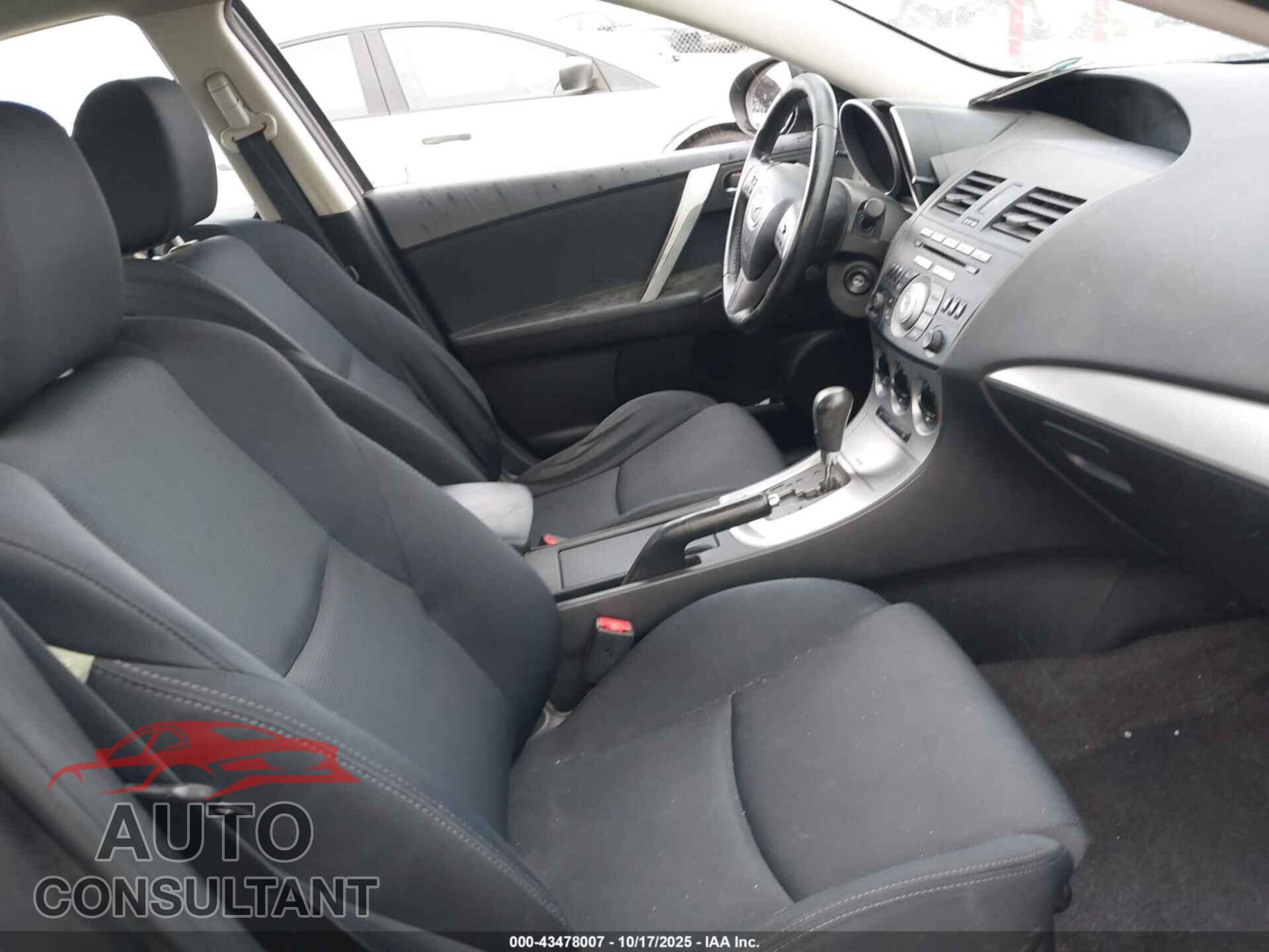 MAZDA MAZDA3 2010 - JM1BL1S58A1303473