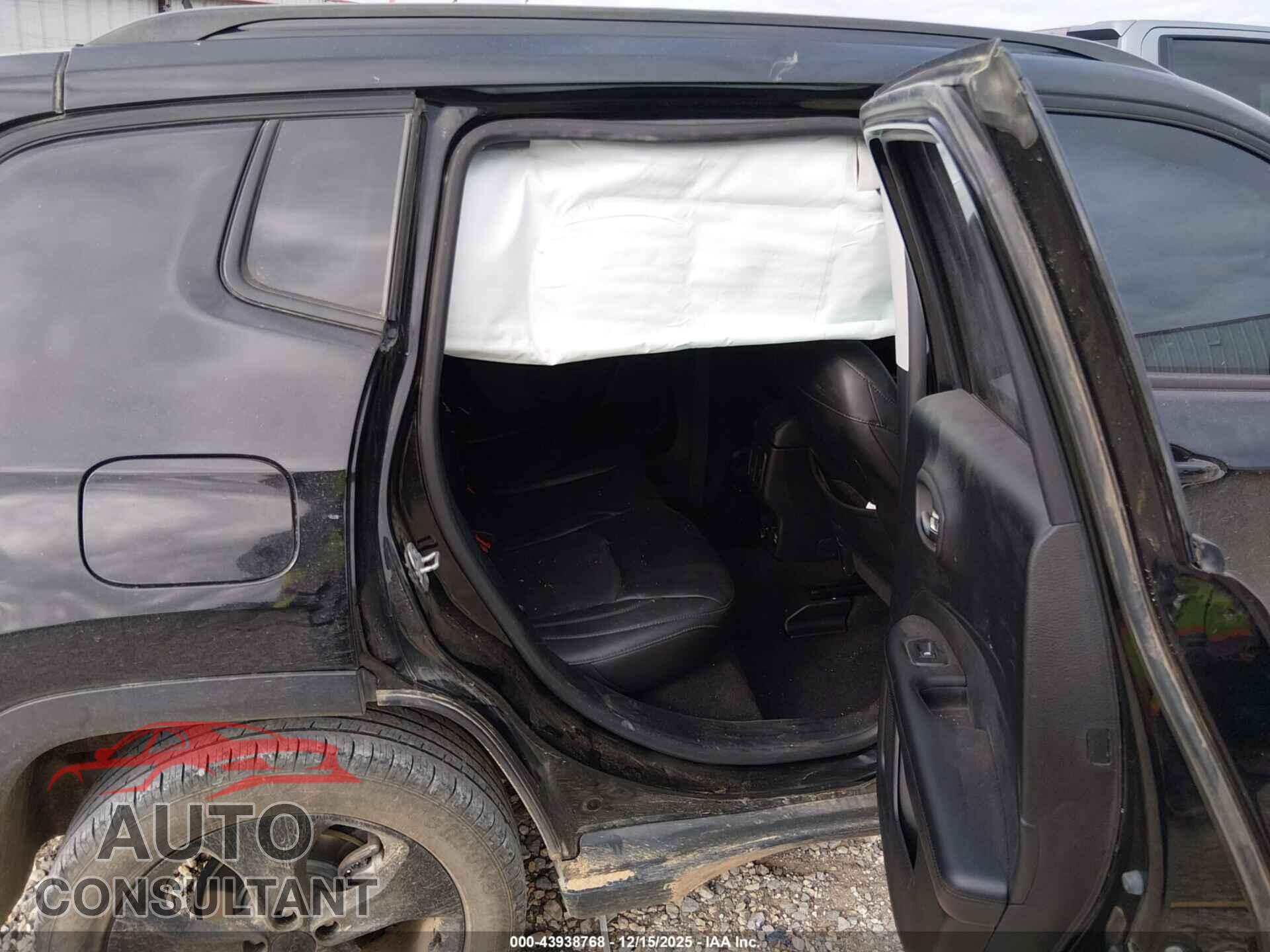 JEEP COMPASS 2018 - 3C4NJCBB9JT501962