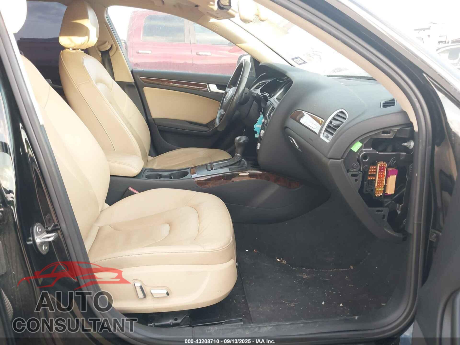 AUDI A4 2013 - WAUBFAFL7DN032495