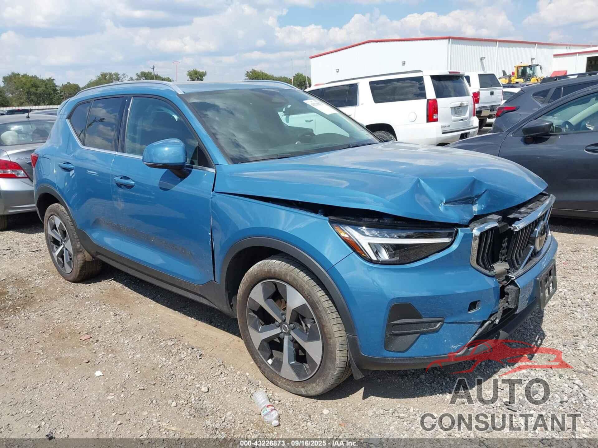 VOLVO XC40 2024 - YV4L12UK6R2374189