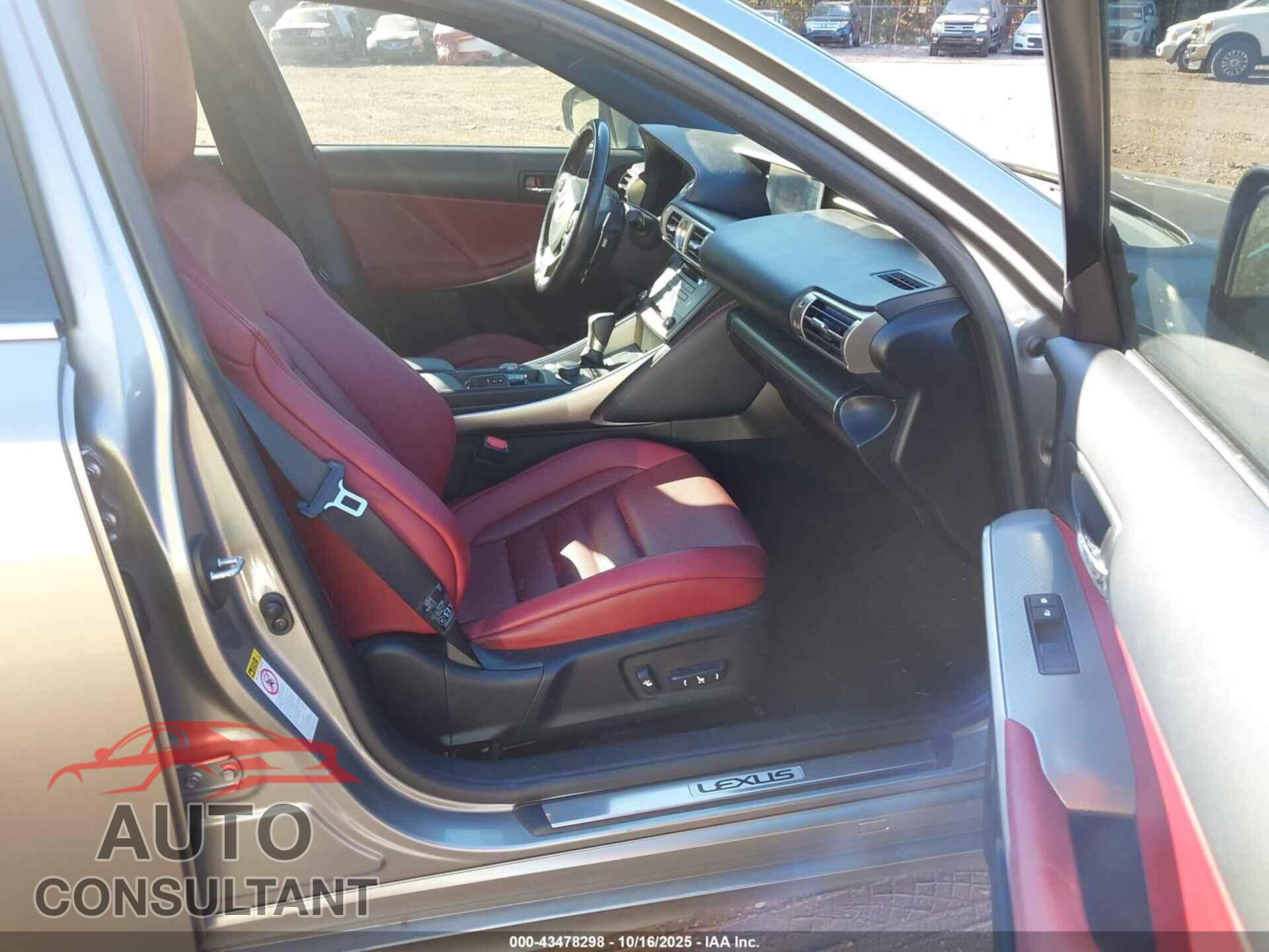 LEXUS IS 200T 2016 - JTHBA1D2XG5032635