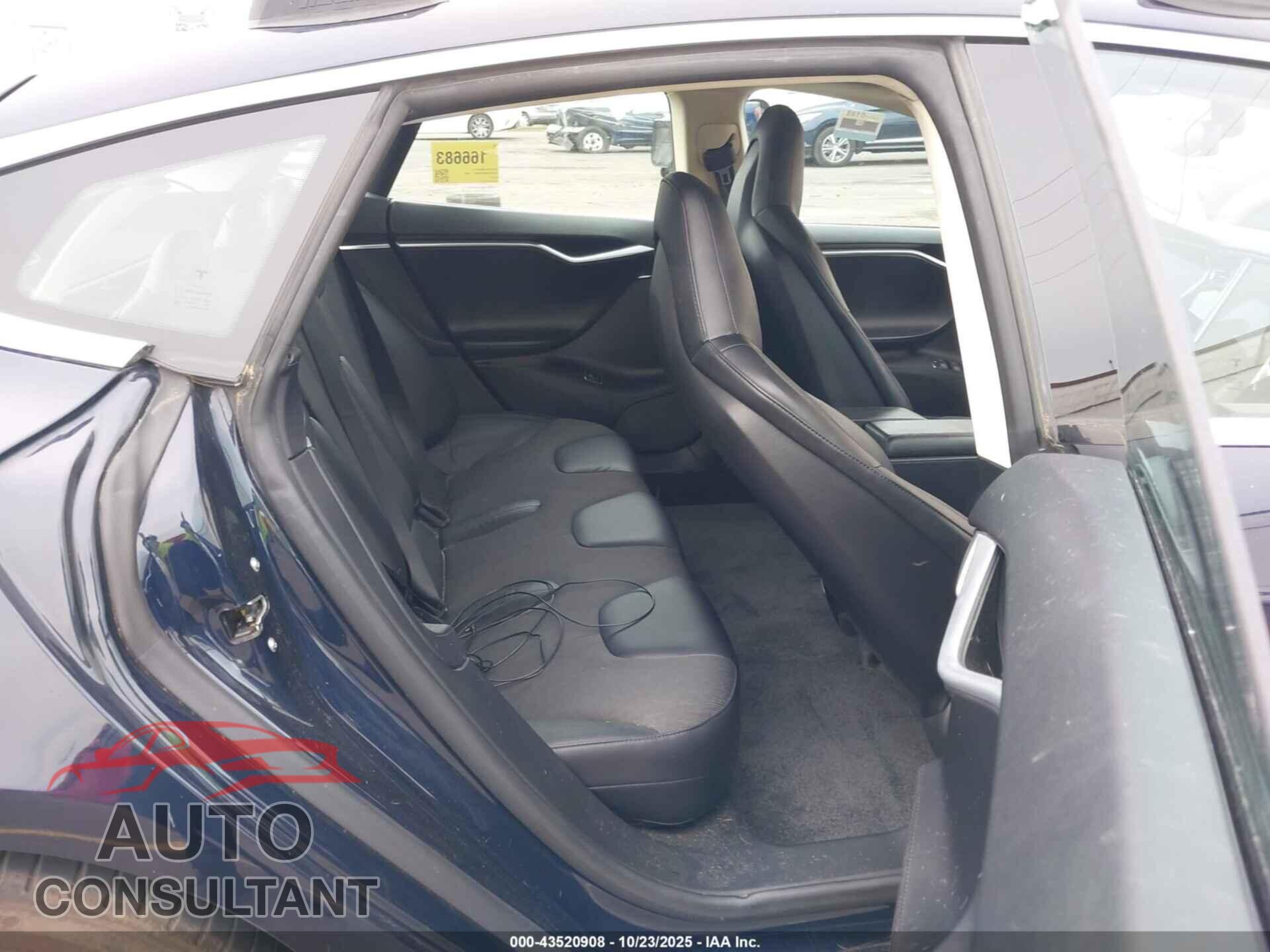 TESLA MODEL S 2013 - 5YJSA1CG4DFP03547