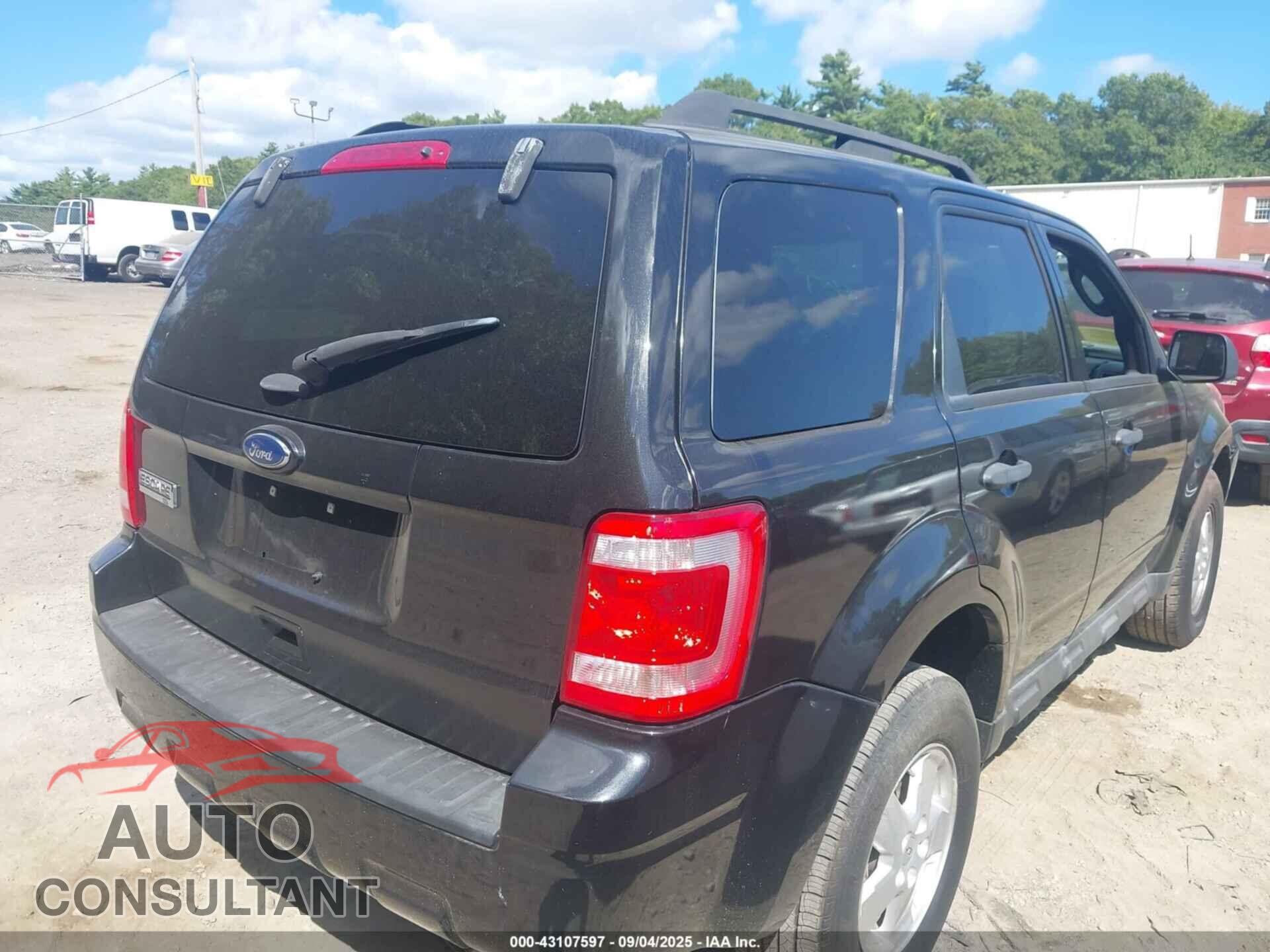 FORD ESCAPE 2011 - 1FMCU0D79BKC07983