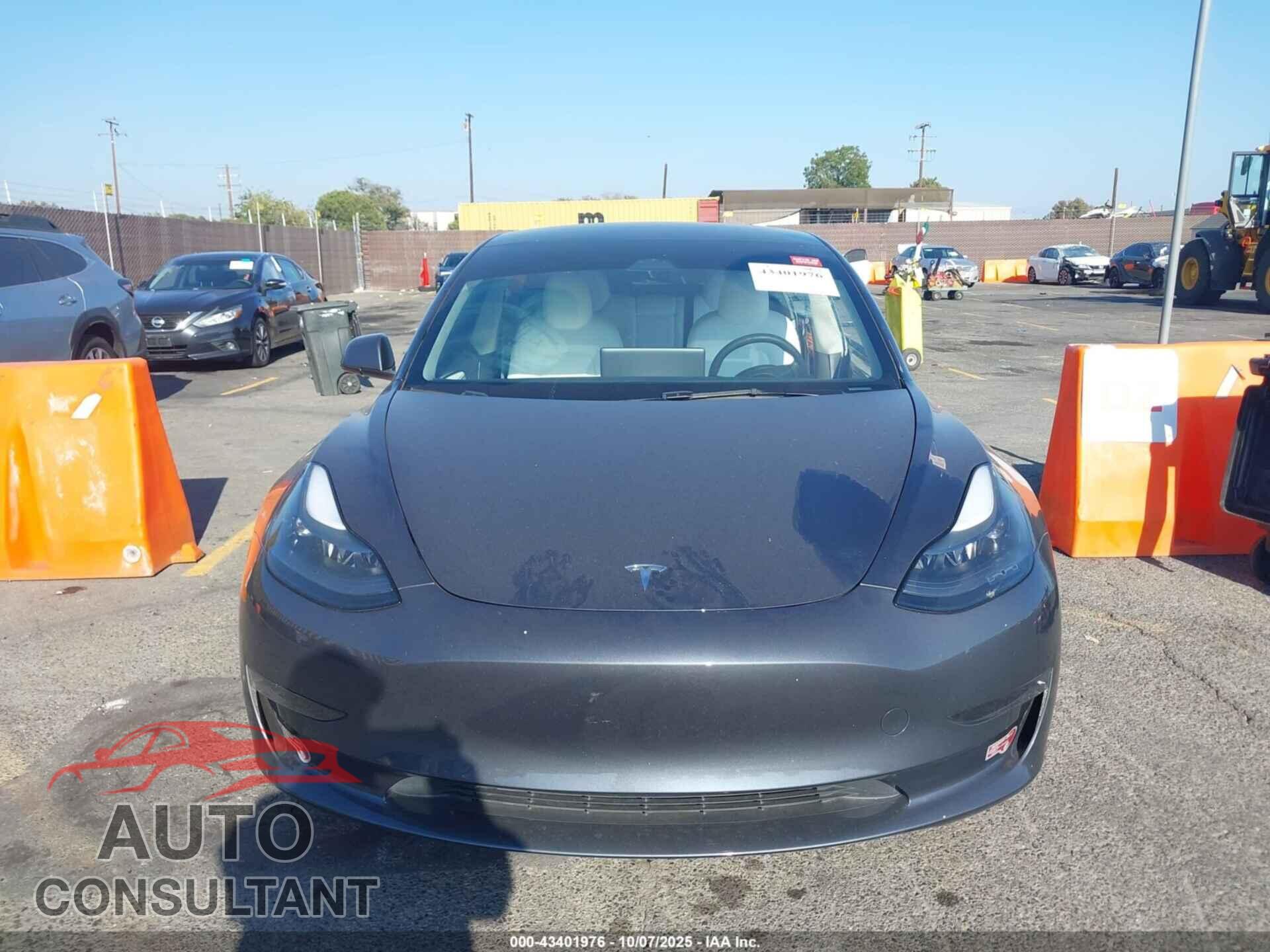 TESLA MODEL 3 2023 - 5YJ3E1EA4PF708155