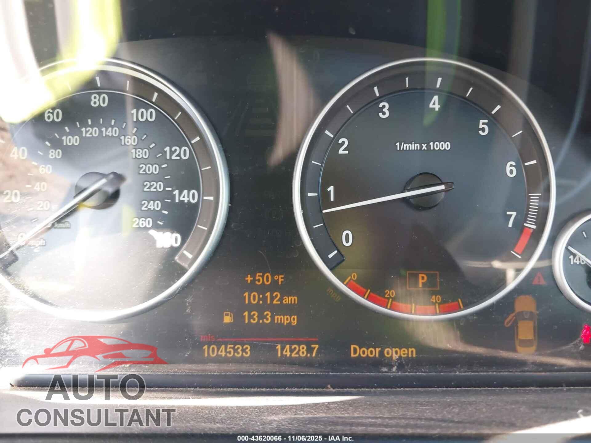 BMW 528I 2011 - WBAFR1C58BC741153