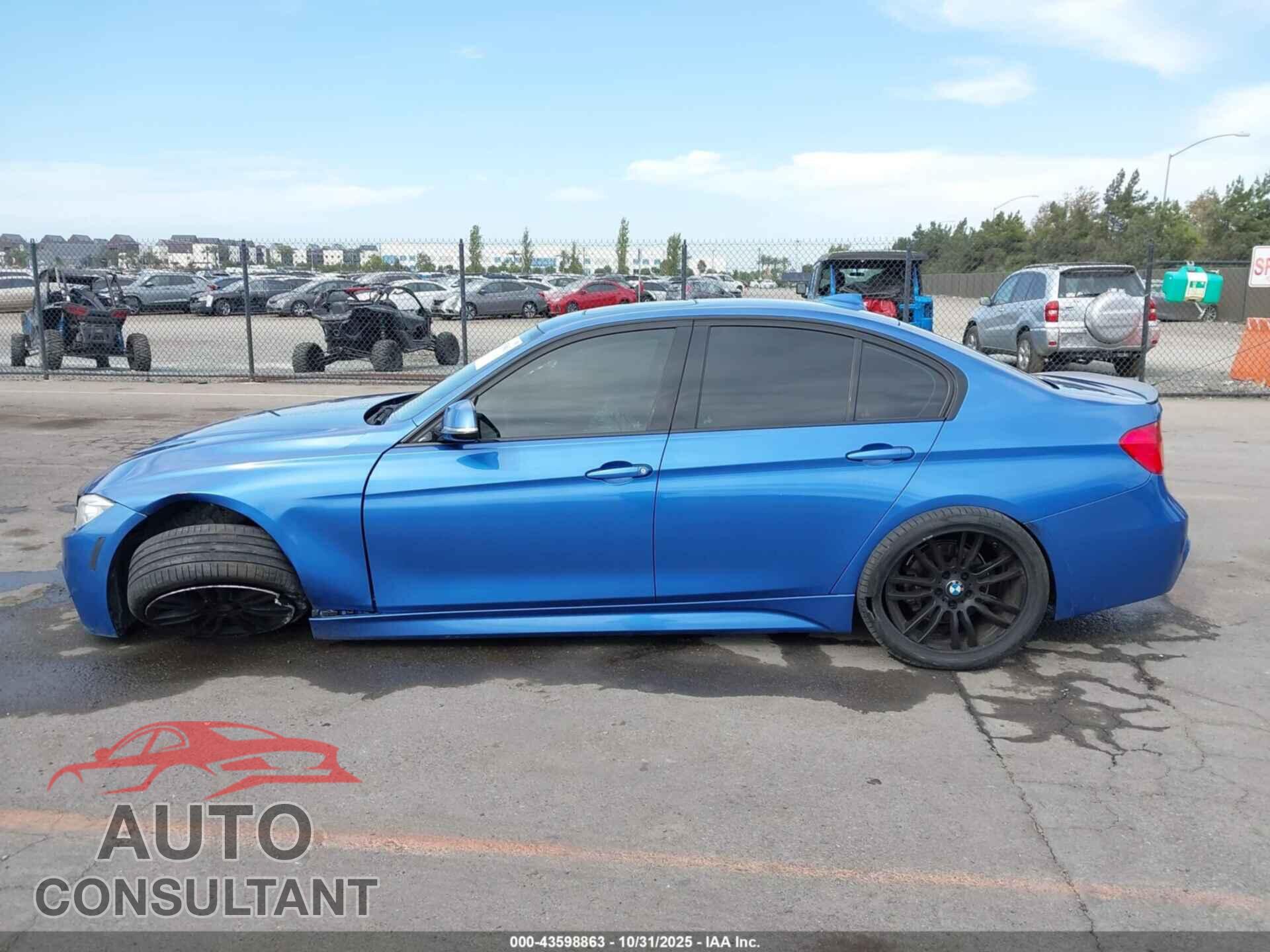 BMW 328I 2013 - WBA3C1C50DF440236