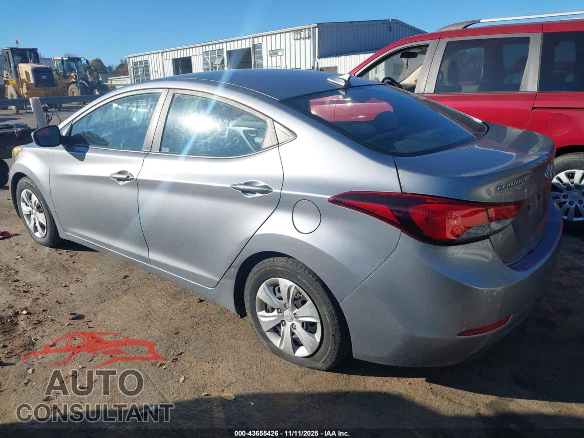 HYUNDAI ELANTRA 2016 - 5NPDH4AE6GH757252
