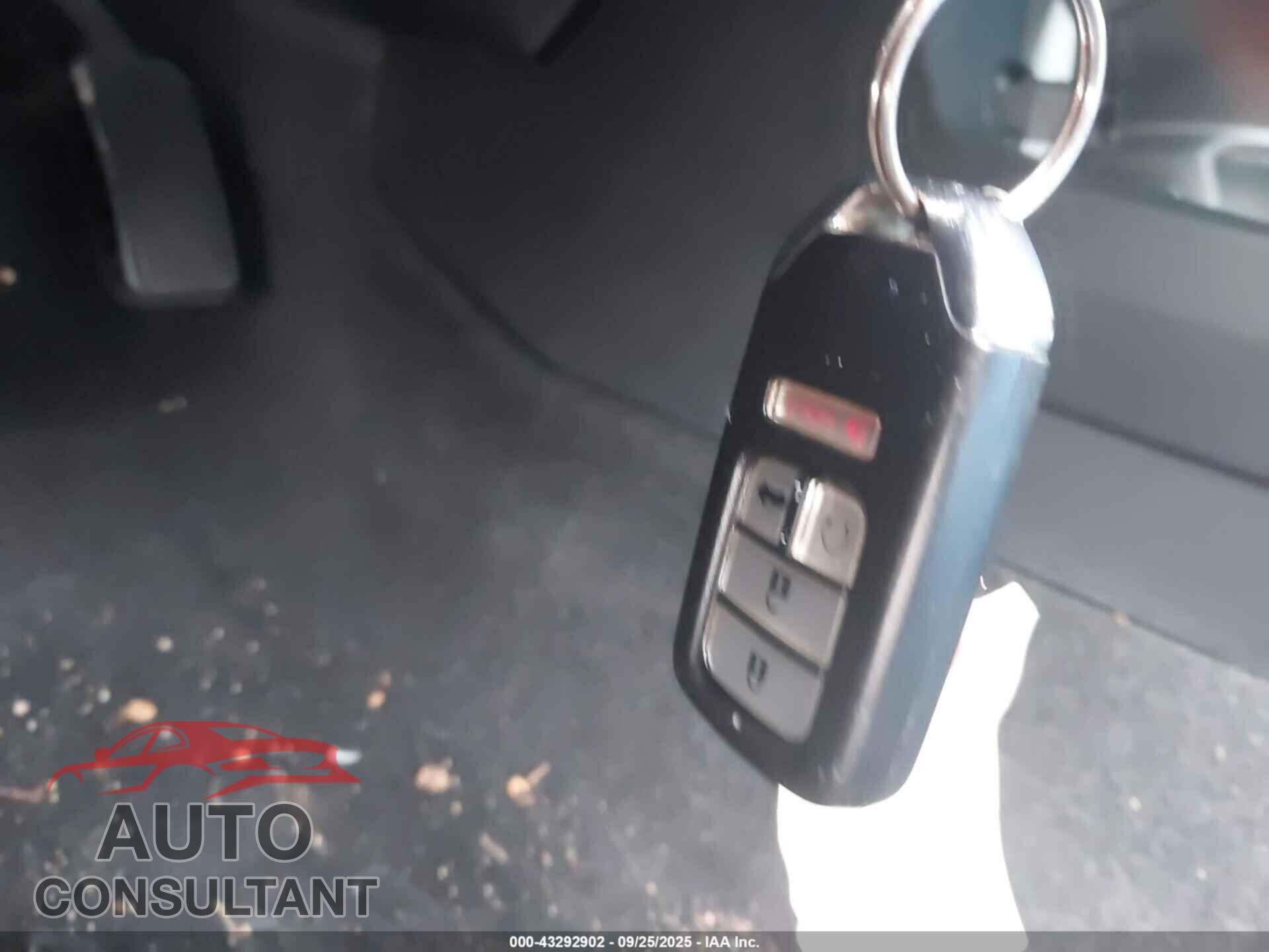HONDA CIVIC 2017 - 19XFC2F78HE217607