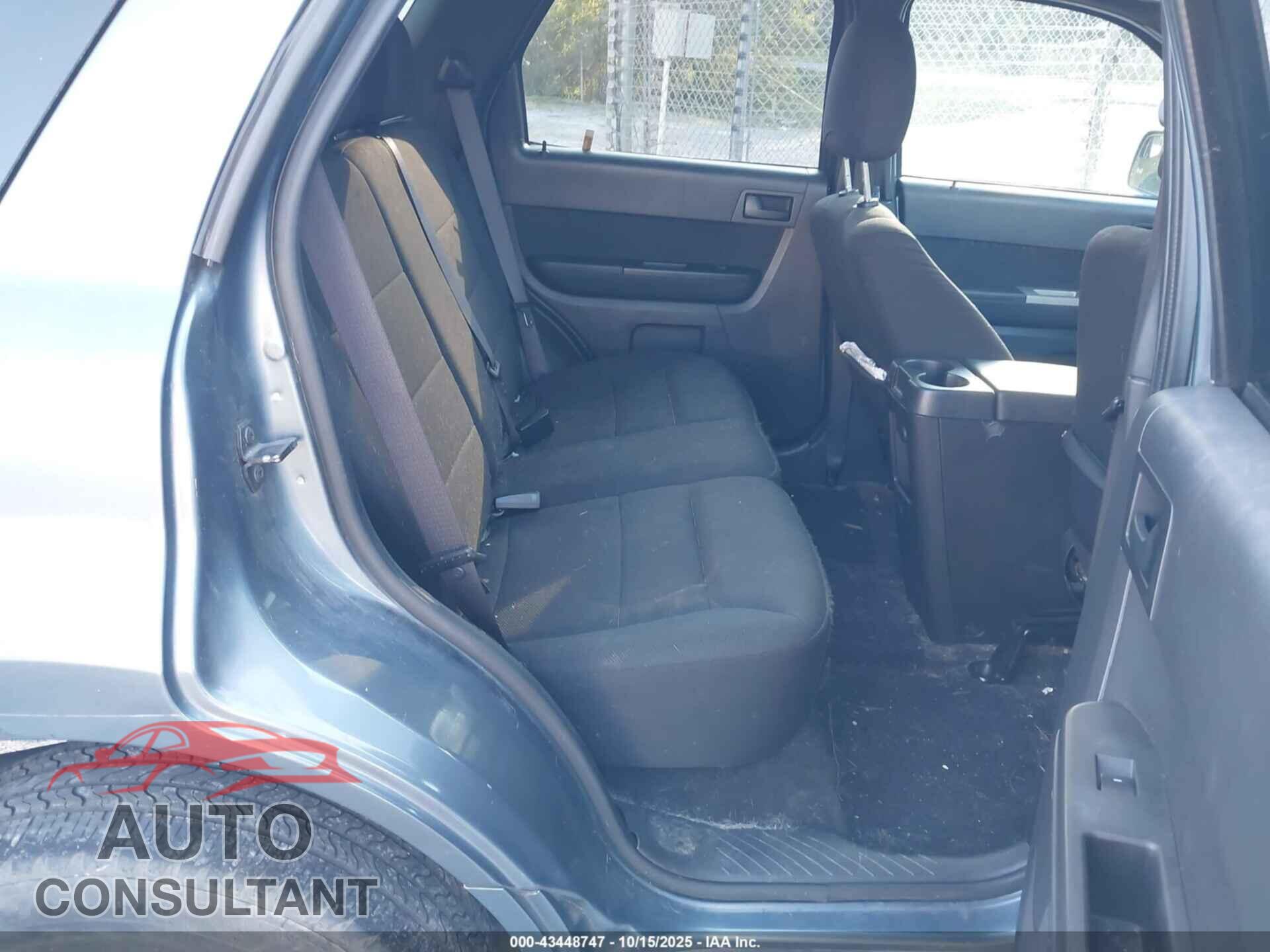 FORD ESCAPE 2010 - 1FMCU9D72AKA43575