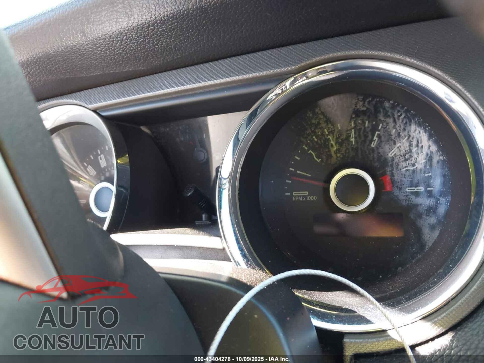 FORD MUSTANG 2014 - 1ZVBP8AM2E5251226