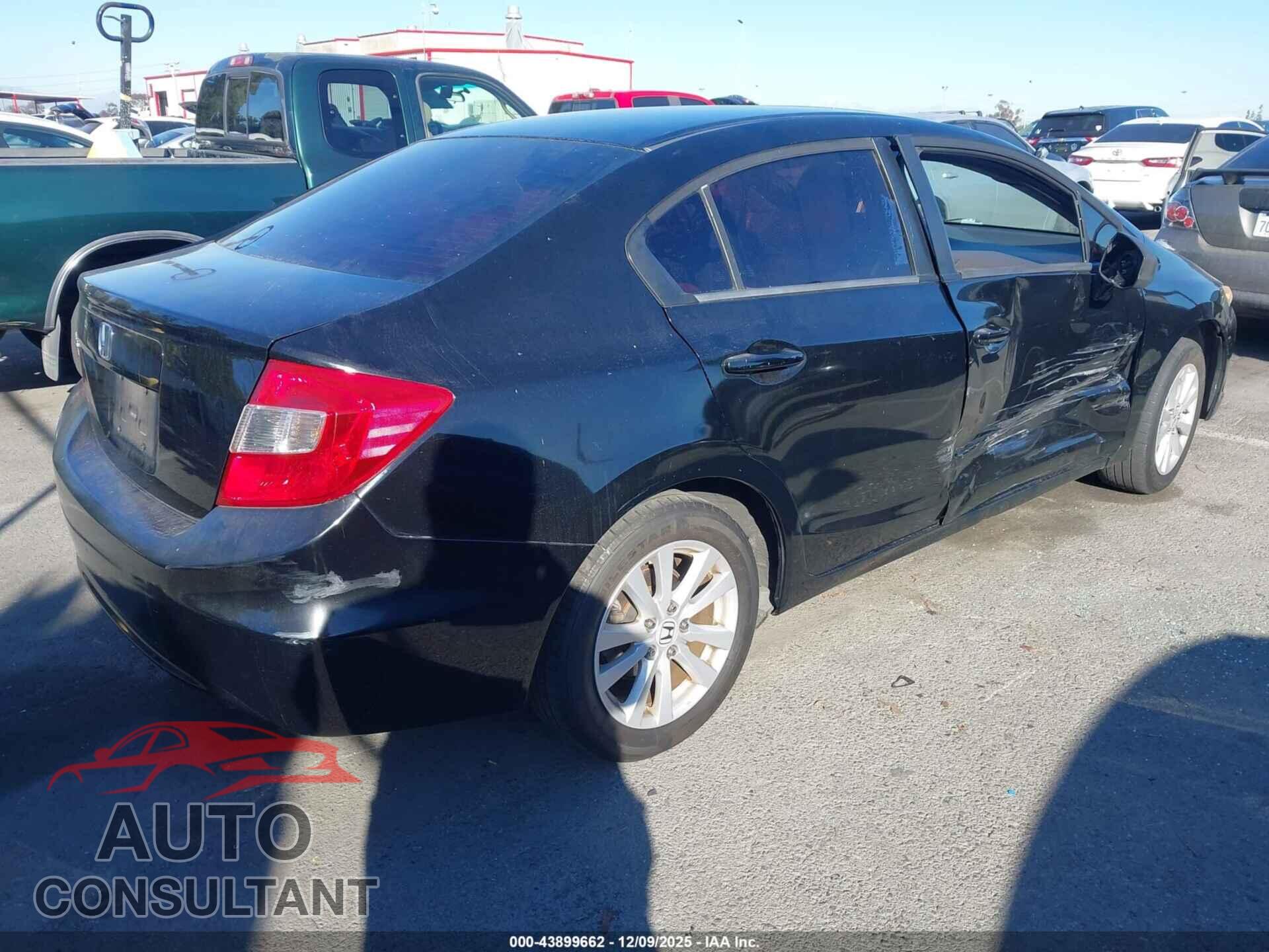 HONDA CIVIC 2012 - 2HGFB2F89CH568617