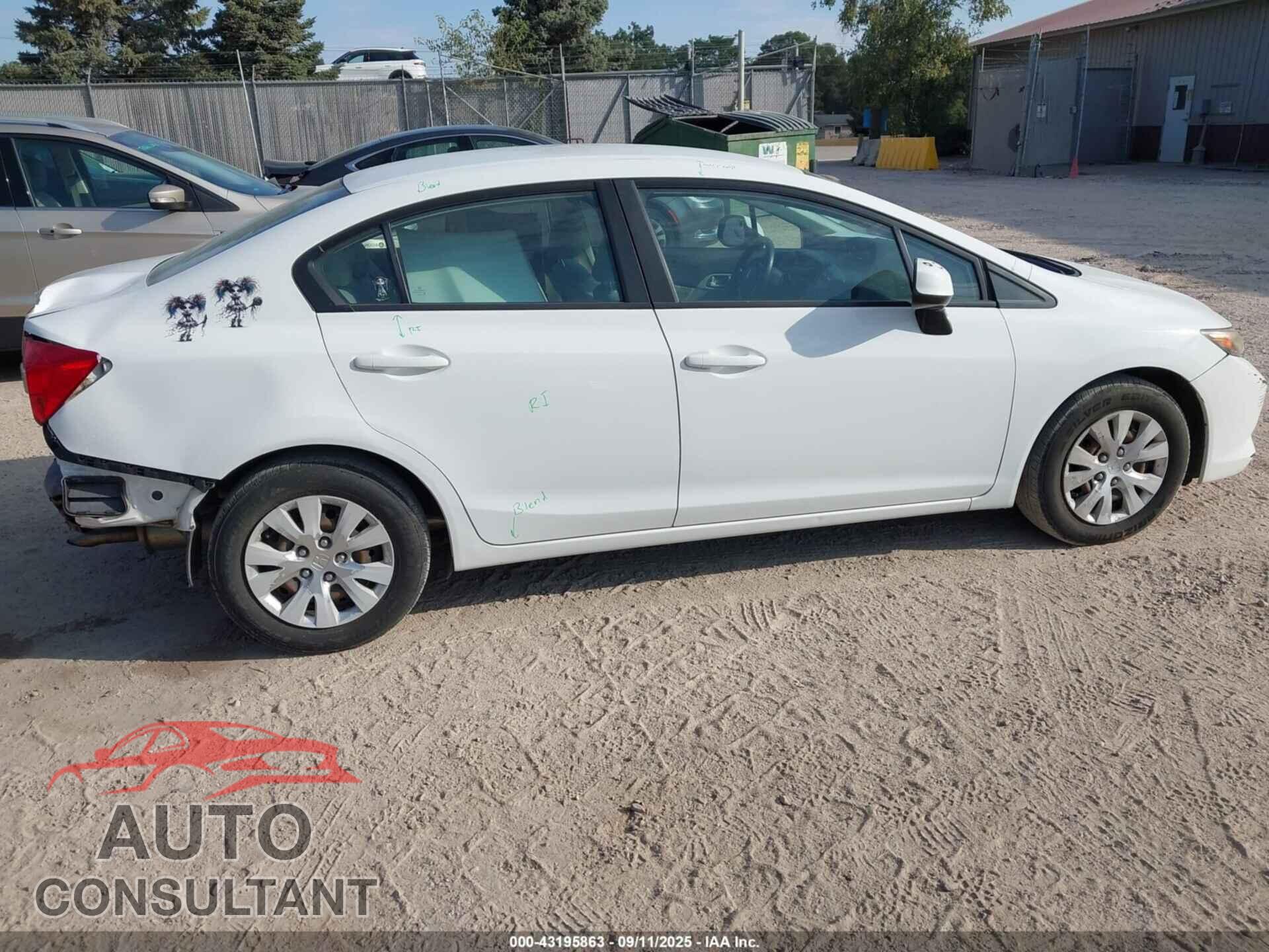 HONDA CIVIC 2012 - 19XFB2F53CE095779
